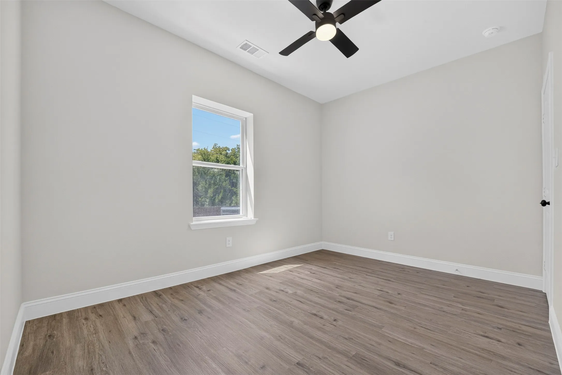 Single Family Residence For Rent in Collin County , 5293 County Road 921, Nevada, Texas 75173, 3 Bedroom, 2 Bathroom, Garage spaces, 1,250 Sqft, built in 2026, mls#21360473, Real Estate Agent in Nevada, Homes For Rent in Collin county, Homes For Rent in Nevada, Realtor in Nevada Texas, Real Estate Brokerage Independent Realty Texas, Luminita Cordes Realtor