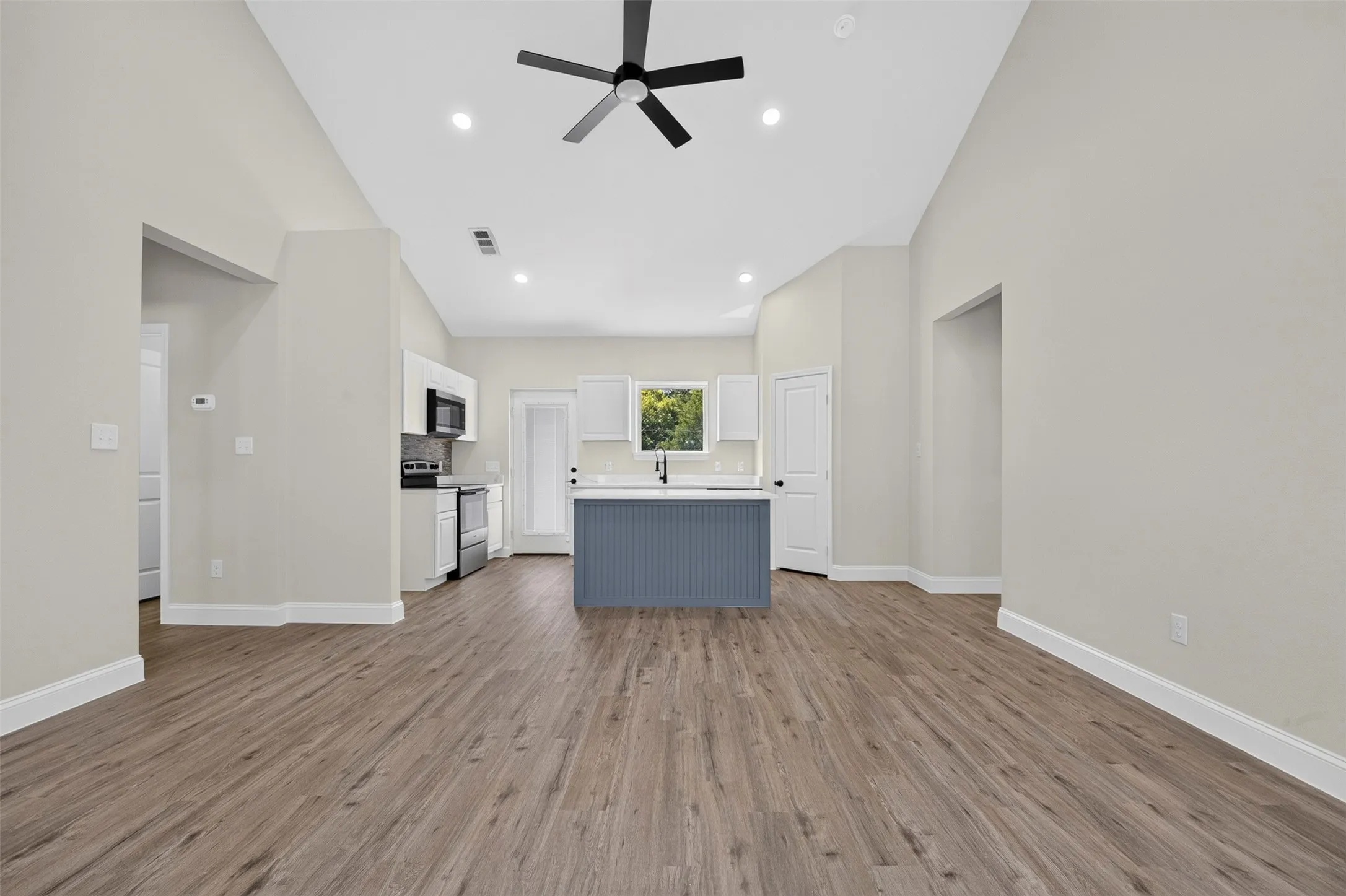 Single Family Residence For Rent in Collin County , 5293 County Road 921, Nevada, Texas 75173, 3 Bedroom, 2 Bathroom, Garage spaces, 1,250 Sqft, built in 2026, mls#21360473, Real Estate Agent in Nevada, Homes For Rent in Collin county, Homes For Rent in Nevada, Realtor in Nevada Texas, Real Estate Brokerage Independent Realty Texas, Luminita Cordes Realtor