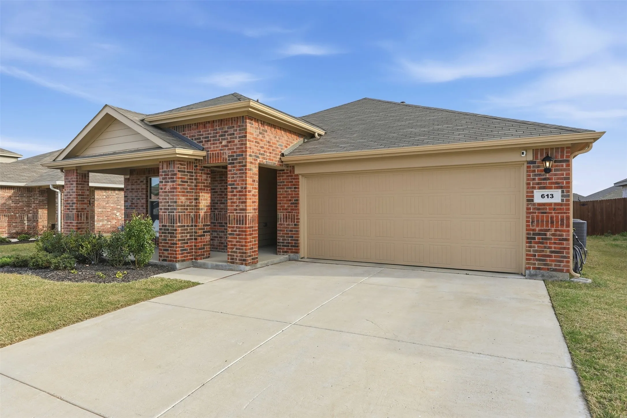Single Family Residence For Sale in Denton County , 613 Whitecomb Lane, Justin, Texas 76247, 4 Bedroom, 2 Bathroom, 2 Garage spaces, 1,728 Sqft, built in 2023, mls#21362665, Real Estate Agent in Justin, Homes For Sale in Denton county, Homes For Sale in Justin, Realtor in Justin Texas, Real Estate Brokerage Independent Realty Texas, Luminita Cordes Realtor