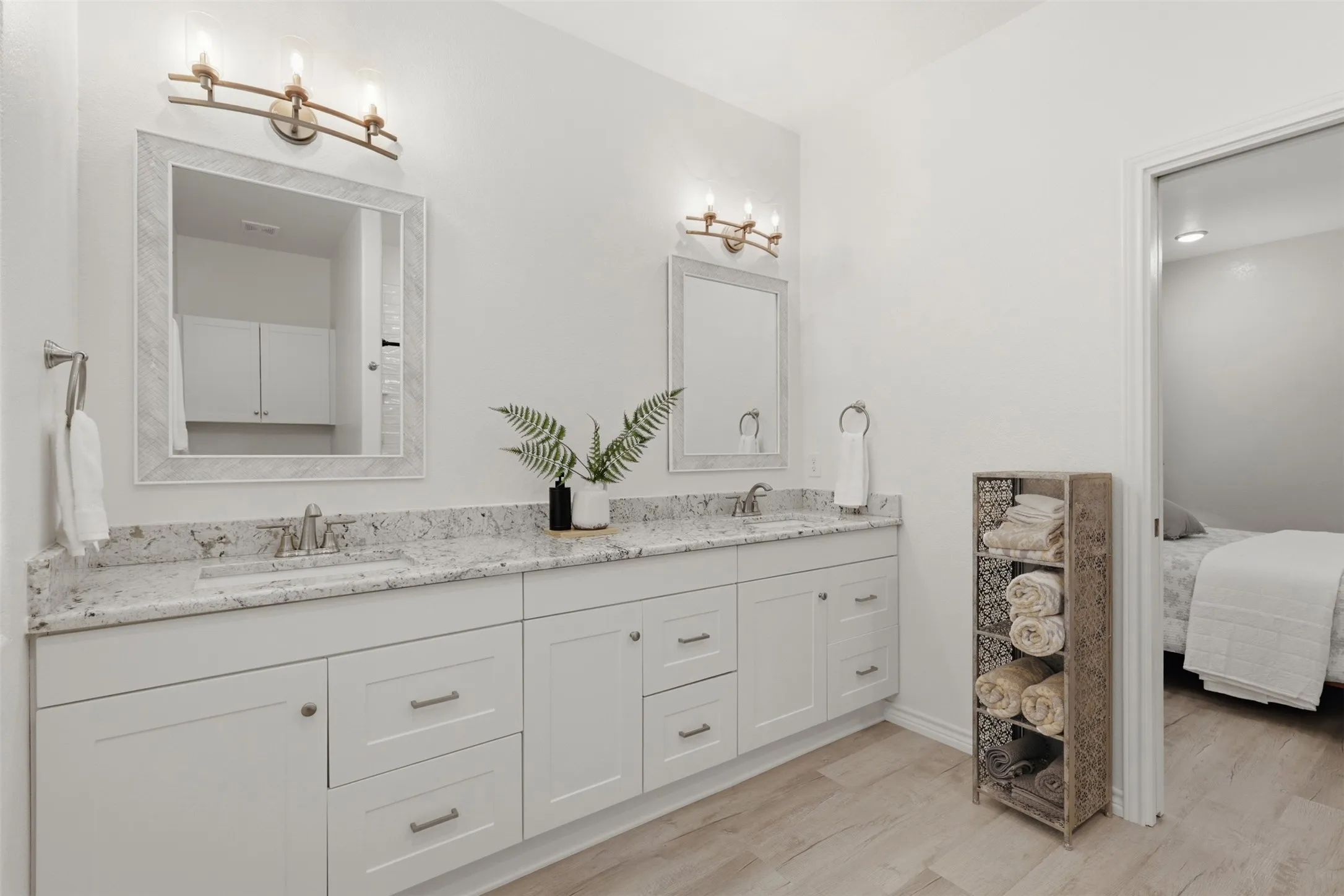 Single Family Residence For Sale in Franklin (TX) County , 733 King Arthur Ct, Scroggins, Texas 75480, 3 Bedroom, 2 Bathroom, 2 Garage spaces, 1,602 Sqft, built in 2024, mls#21272883, Real Estate Agent in Scroggins, Homes For Sale in Franklin (TX) county, Homes For Sale in Scroggins, Realtor in Scroggins Texas, Real Estate Brokerage Independent Realty Texas, Luminita Cordes Realtor