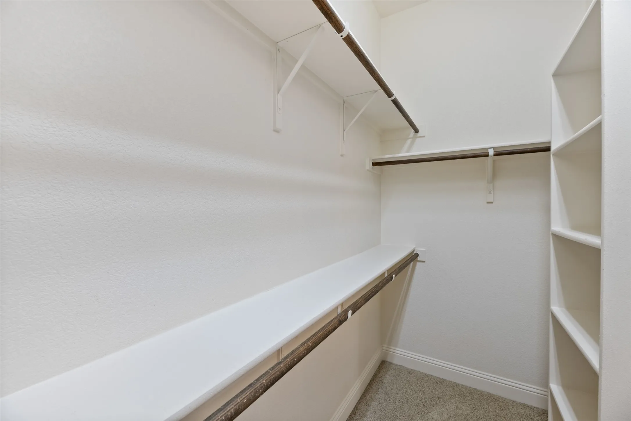 Single Family Residence For Rent in Johnson County , 3015 Newsom Ridge Drive, Mansfield, Texas 76063, 3 Bedroom, 2 Bathroom, 2 Garage spaces, 2,466 Sqft, built in 2016, mls#21354987, Real Estate Agent in Mansfield, Homes For Rent in Johnson county, Homes For Rent in Mansfield, Realtor in Mansfield Texas, Real Estate Brokerage Independent Realty Texas, Luminita Cordes Realtor