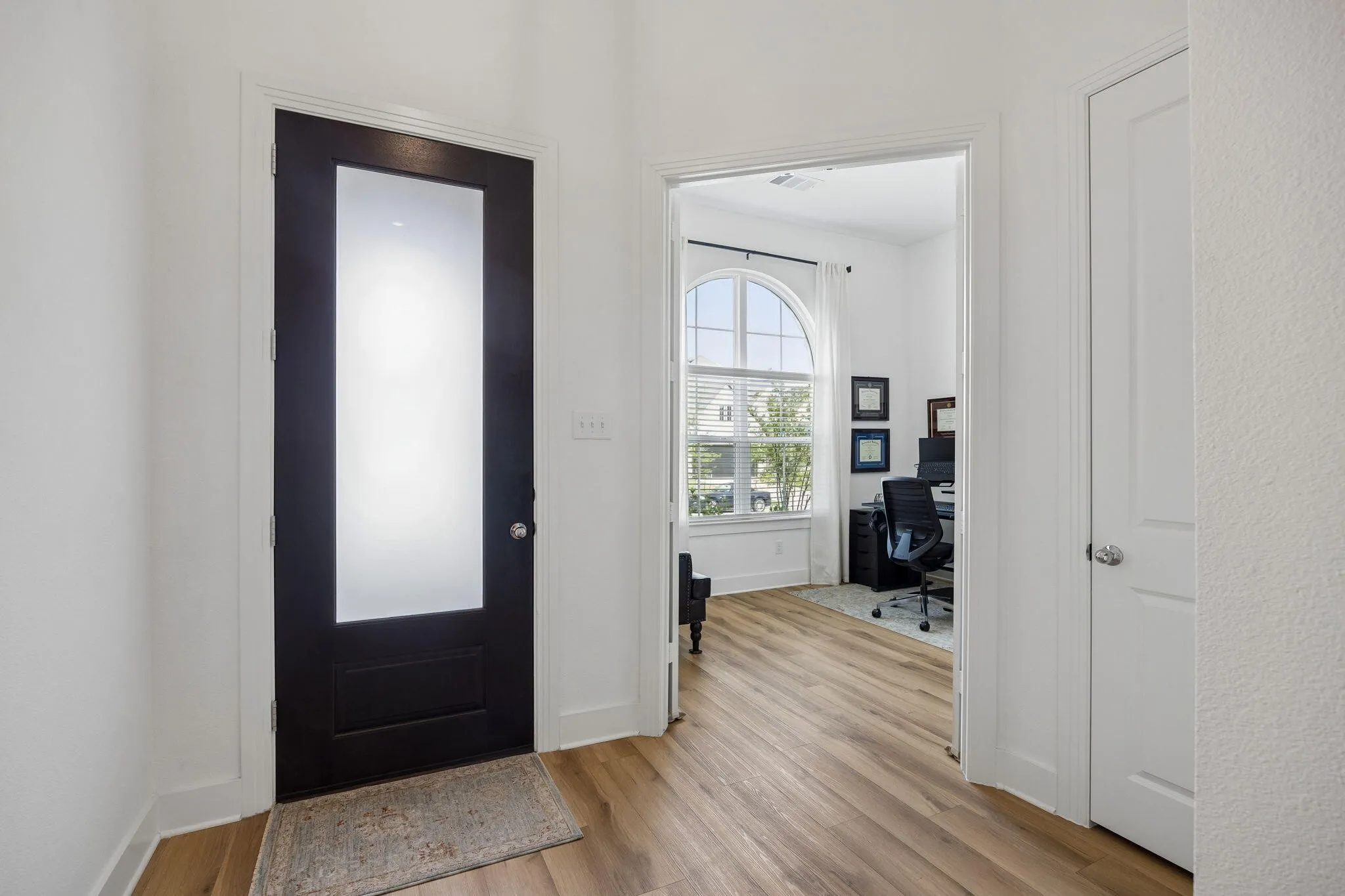 Single Family Residence For Sale in Rockwall County , 1228 Emilia Road, Fate, Texas 75087, 4 Bedroom, 3 Bathroom, 2 Garage spaces, 2,305 Sqft, built in 2023, mls#21362670, Real Estate Agent in Fate, Homes For Sale in Rockwall county, Homes For Sale in Fate, Realtor in Fate Texas, Real Estate Brokerage Independent Realty Texas, Luminita Cordes Realtor
