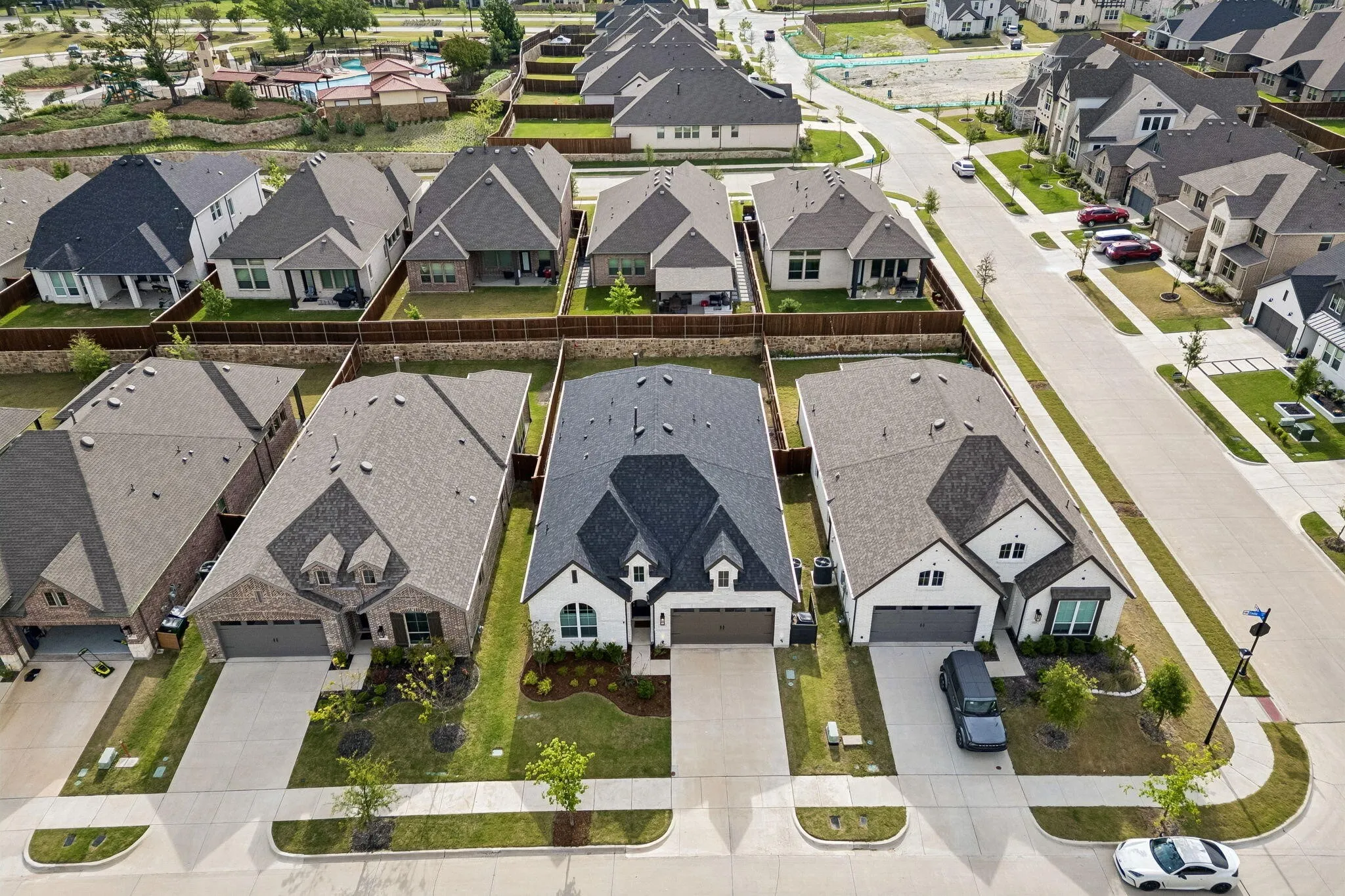 Single Family Residence For Sale in Rockwall County , 1228 Emilia Road, Fate, Texas 75087, 4 Bedroom, 3 Bathroom, 2 Garage spaces, 2,305 Sqft, built in 2023, mls#21362670, Real Estate Agent in Fate, Homes For Sale in Rockwall county, Homes For Sale in Fate, Realtor in Fate Texas, Real Estate Brokerage Independent Realty Texas, Luminita Cordes Realtor