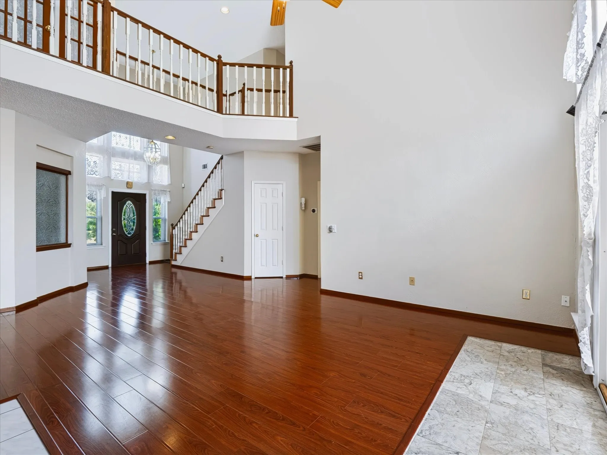 Single Family Residence For Sale in Collin County , 9620 Preston Vineyard Drive, Frisco, Texas 75035, 4 Bedroom, 3 Bathroom, 2 Garage spaces, 2,427 Sqft, built in 1991, mls#21361366, Real Estate Agent in Frisco, Homes For Sale in Collin county, Homes For Sale in Frisco, Realtor in Frisco Texas, Real Estate Brokerage Independent Realty Texas, Luminita Cordes Realtor
