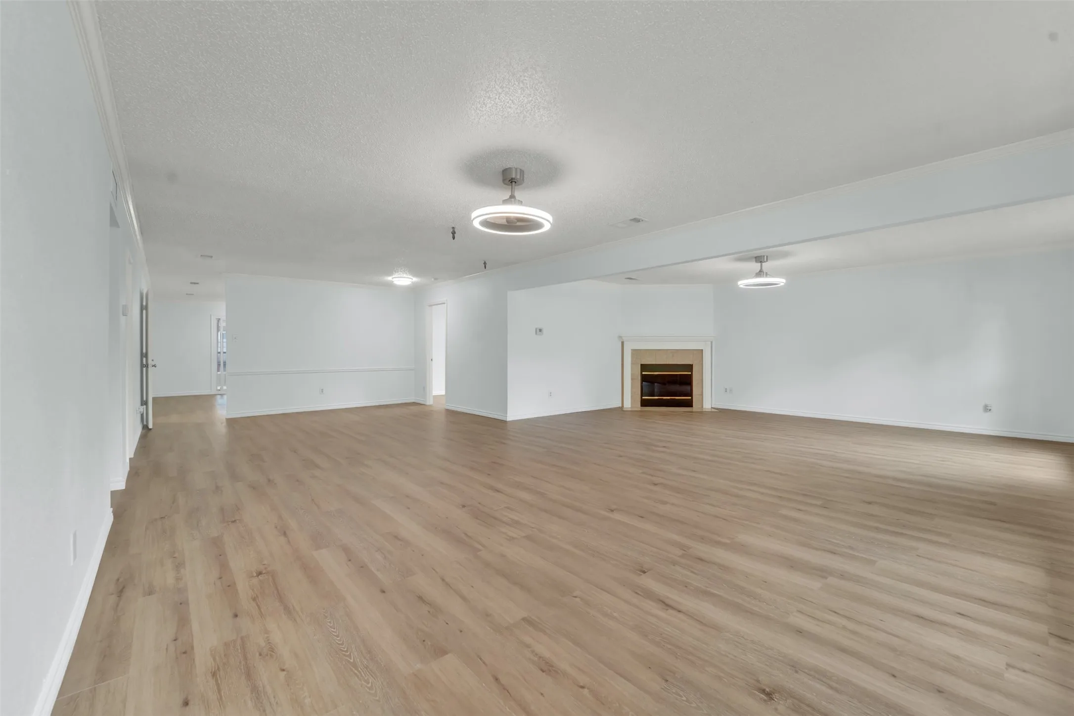 Single Family Residence For Sale in Dallas County , 1616 Choctaw Drive, Mesquite, Texas 75149, 4 Bedroom, 3 Bathroom, Garage spaces, 2,190 Sqft, built in 1984, mls#21361661, Real Estate Agent in Mesquite, Homes For Sale in Dallas county, Homes For Sale in Mesquite, Realtor in Mesquite Texas, Real Estate Brokerage Independent Realty Texas, Luminita Cordes Realtor