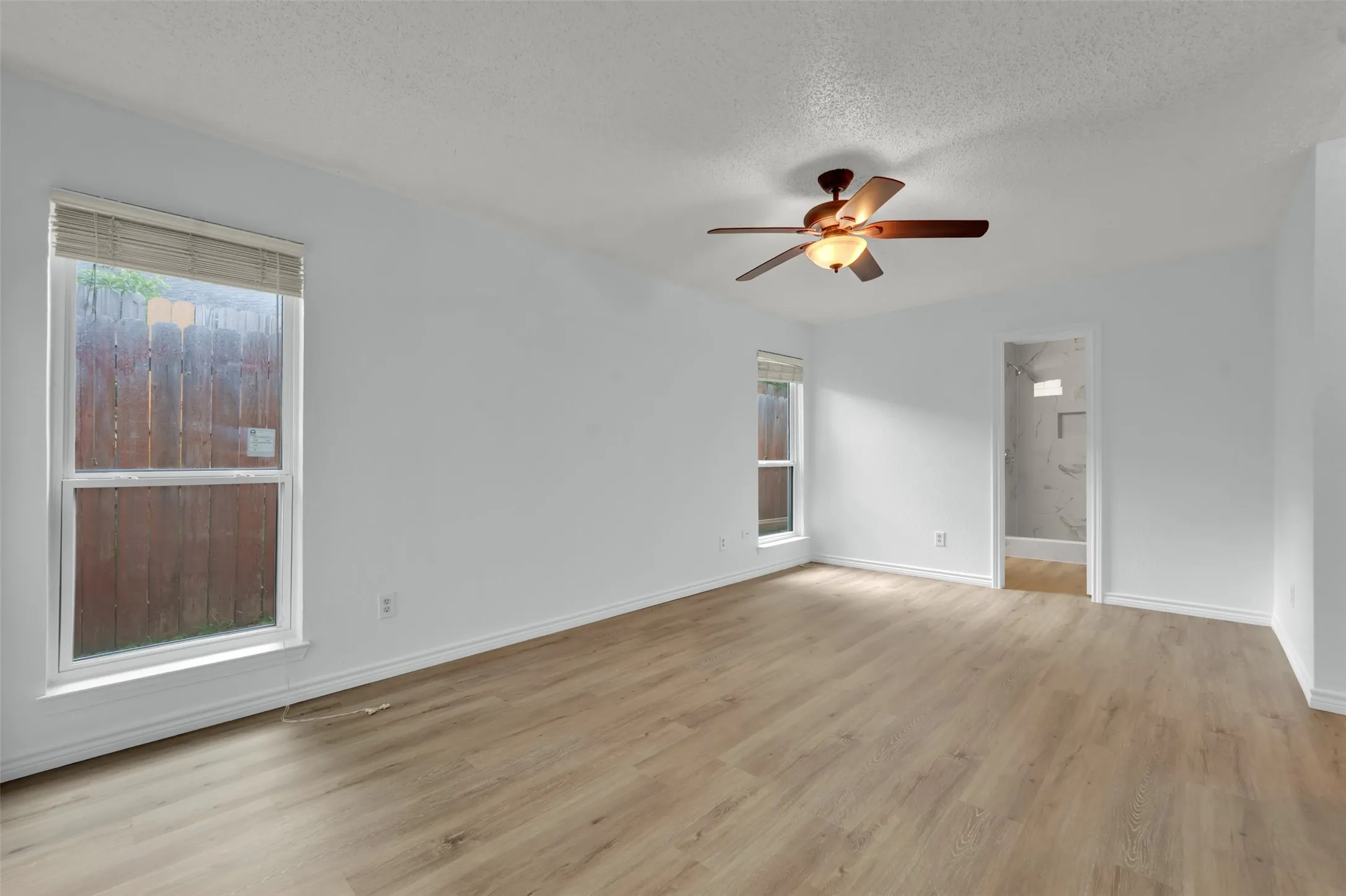Single Family Residence For Sale in Dallas County , 1616 Choctaw Drive, Mesquite, Texas 75149, 4 Bedroom, 3 Bathroom, Garage spaces, 2,190 Sqft, built in 1984, mls#21361661, Real Estate Agent in Mesquite, Homes For Sale in Dallas county, Homes For Sale in Mesquite, Realtor in Mesquite Texas, Real Estate Brokerage Independent Realty Texas, Luminita Cordes Realtor