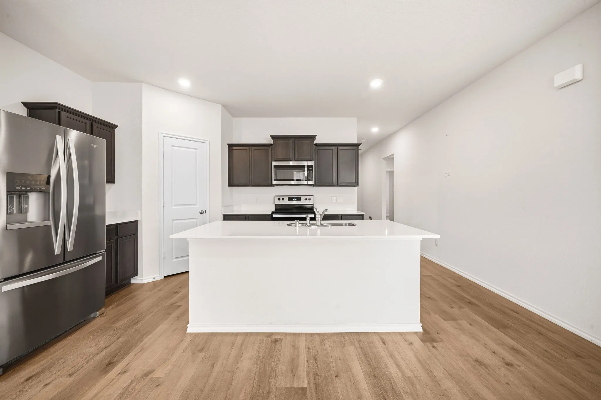 Single Family Residence For Sale in Ellis County , 2909 Baldwin Lane, Ennis, Texas 75119, 3 Bedroom, 2 Bathroom, 2 Garage spaces, 1,637 Sqft, built in 2024, Price $269,777, mls#21362066, Real Estate Agent in Ennis, Homes For Sale in Ellis county, Homes For Sale in Ennis, Realtor in Ennis Texas, Real Estate Brokerage Independent Realty Texas, Luminita Cordes Realtor