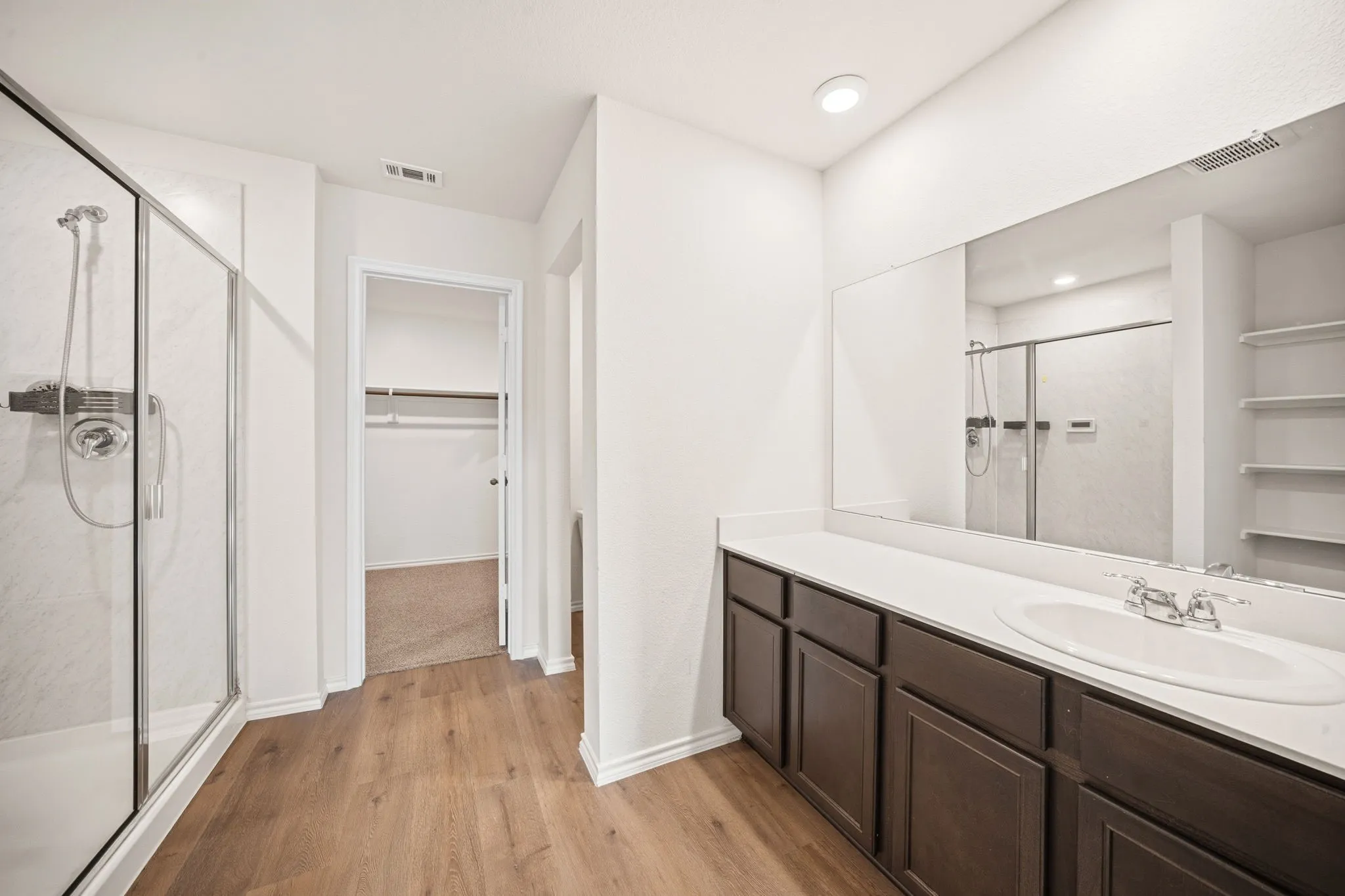 Single Family Residence For Sale in Ellis County , 2909 Baldwin Lane, Ennis, Texas 75119, 3 Bedroom, 2 Bathroom, 2 Garage spaces, 1,637 Sqft, built in 2024, Price $269,777, mls#21362066, Real Estate Agent in Ennis, Homes For Sale in Ellis county, Homes For Sale in Ennis, Realtor in Ennis Texas, Real Estate Brokerage Independent Realty Texas, Luminita Cordes Realtor