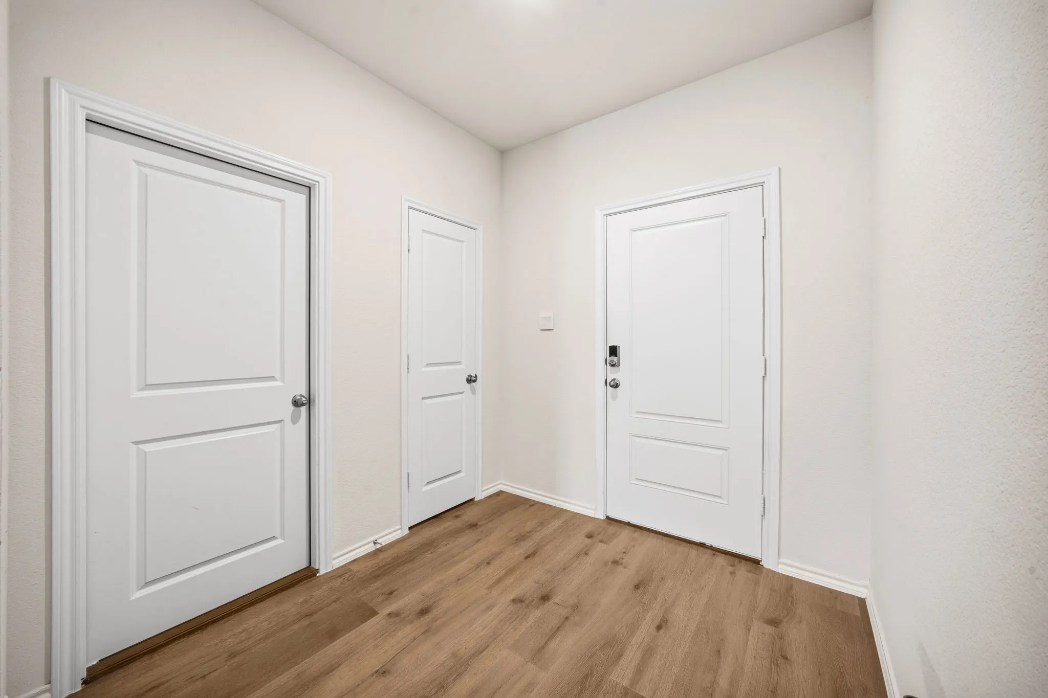 Single Family Residence For Sale in Ellis County , 2909 Baldwin Lane, Ennis, Texas 75119, 3 Bedroom, 2 Bathroom, 2 Garage spaces, 1,637 Sqft, built in 2024, Price $269,777, mls#21362066, Real Estate Agent in Ennis, Homes For Sale in Ellis county, Homes For Sale in Ennis, Realtor in Ennis Texas, Real Estate Brokerage Independent Realty Texas, Luminita Cordes Realtor