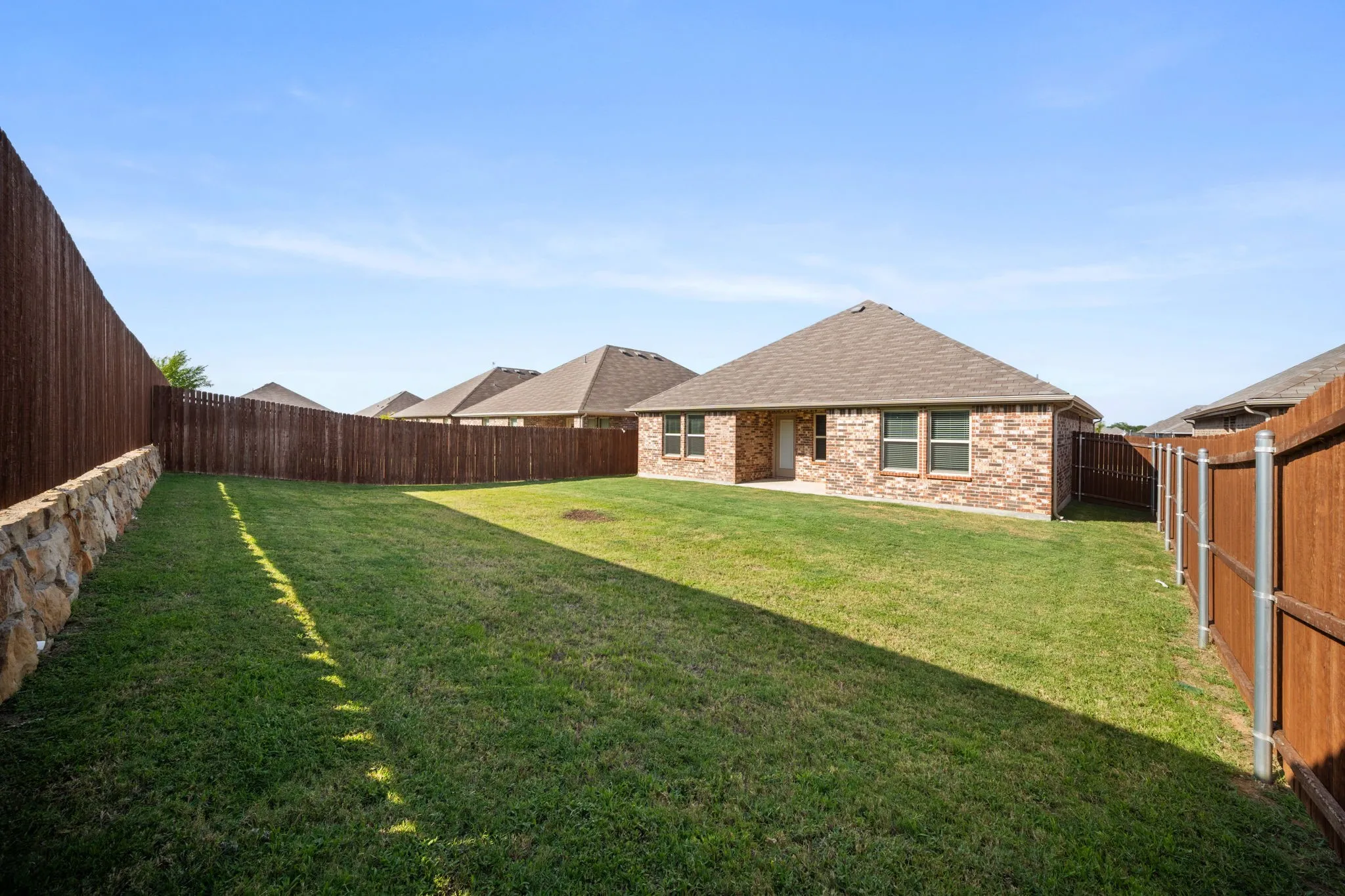Single Family Residence For Sale in Ellis County , 2909 Baldwin Lane, Ennis, Texas 75119, 3 Bedroom, 2 Bathroom, 2 Garage spaces, 1,637 Sqft, built in 2024, Price $269,777, mls#21362066, Real Estate Agent in Ennis, Homes For Sale in Ellis county, Homes For Sale in Ennis, Realtor in Ennis Texas, Real Estate Brokerage Independent Realty Texas, Luminita Cordes Realtor