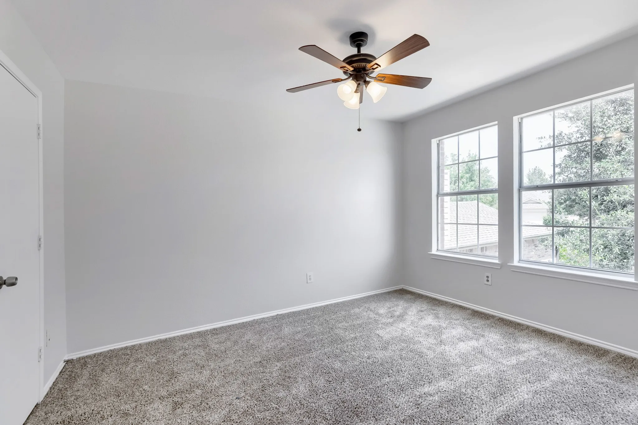 Single Family Residence For Sale in Tarrant County , 4140 Heirship Court, Fort Worth, Texas 76244, 5 Bedroom, 3 Bathroom, 2 Garage spaces, 2,708 Sqft, built in 2007, mls#21359511, Real Estate Agent in Fort Worth, Homes For Sale in Tarrant county, Homes For Sale in Fort Worth, Realtor in Fort Worth Texas, Real Estate Brokerage Independent Realty Texas, Luminita Cordes Realtor