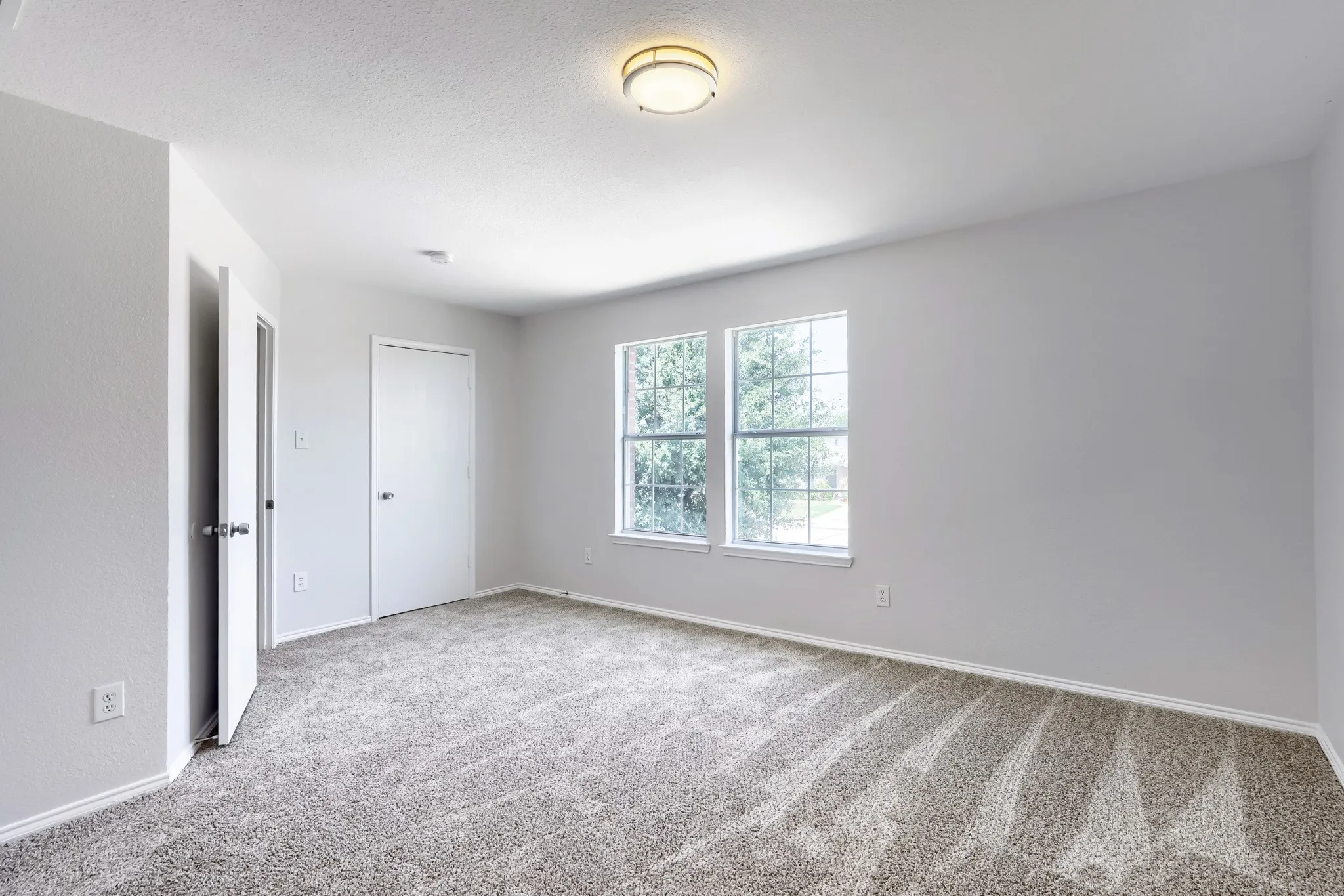 Single Family Residence For Sale in Tarrant County , 4140 Heirship Court, Fort Worth, Texas 76244, 5 Bedroom, 3 Bathroom, 2 Garage spaces, 2,708 Sqft, built in 2007, mls#21359511, Real Estate Agent in Fort Worth, Homes For Sale in Tarrant county, Homes For Sale in Fort Worth, Realtor in Fort Worth Texas, Real Estate Brokerage Independent Realty Texas, Luminita Cordes Realtor