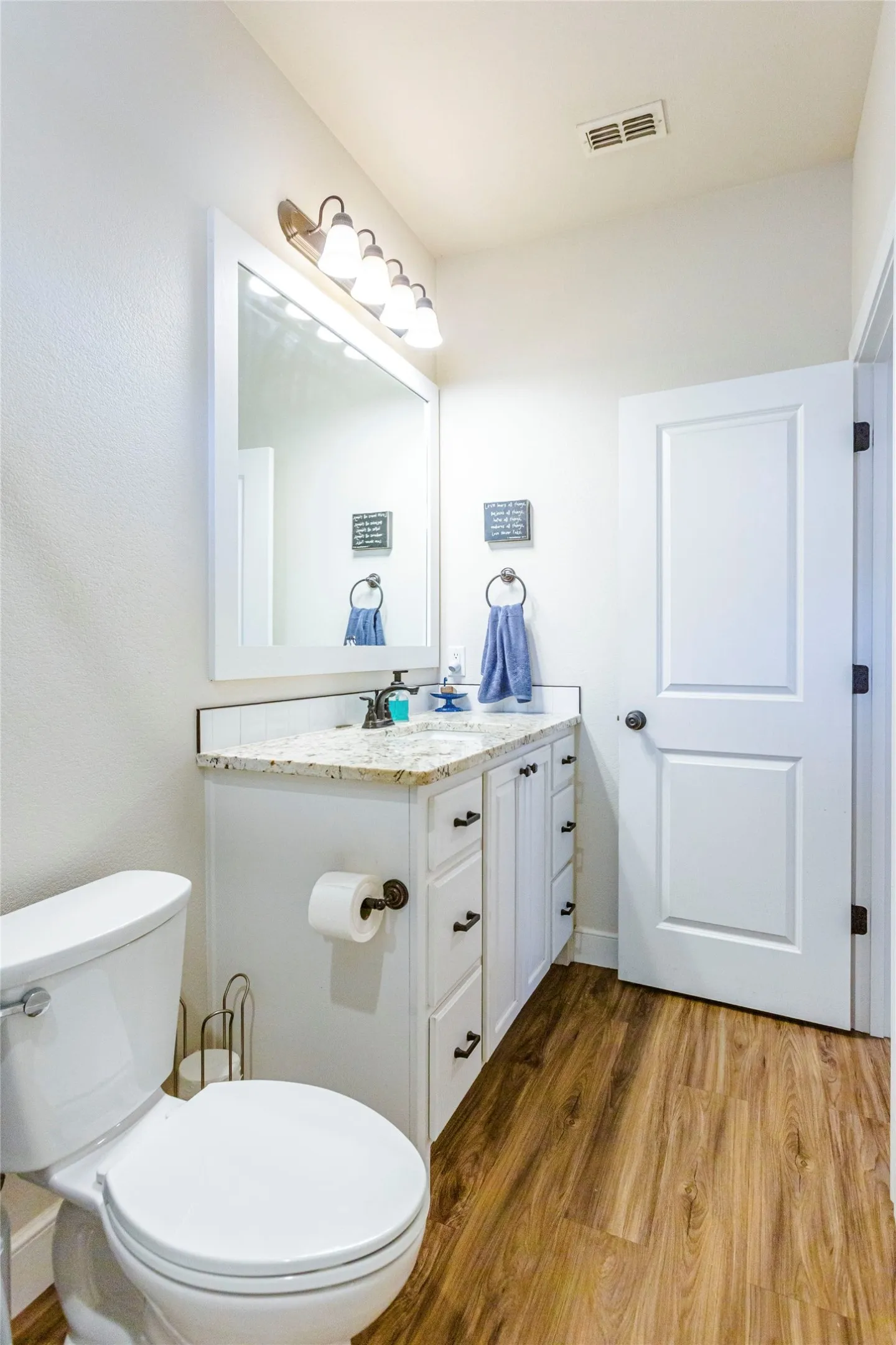 Single Family Residence For Sale in Taylor County , 337 Sophia Lane, Abilene, Texas 79602, 3 Bedroom, 2 Bathroom, 2 Garage spaces, 1,527 Sqft, built in 2020, mls#21361637, Real Estate Agent in Abilene, Homes For Sale in Taylor county, Homes For Sale in Abilene, Realtor in Abilene Texas, Real Estate Brokerage Independent Realty Texas, Luminita Cordes Realtor