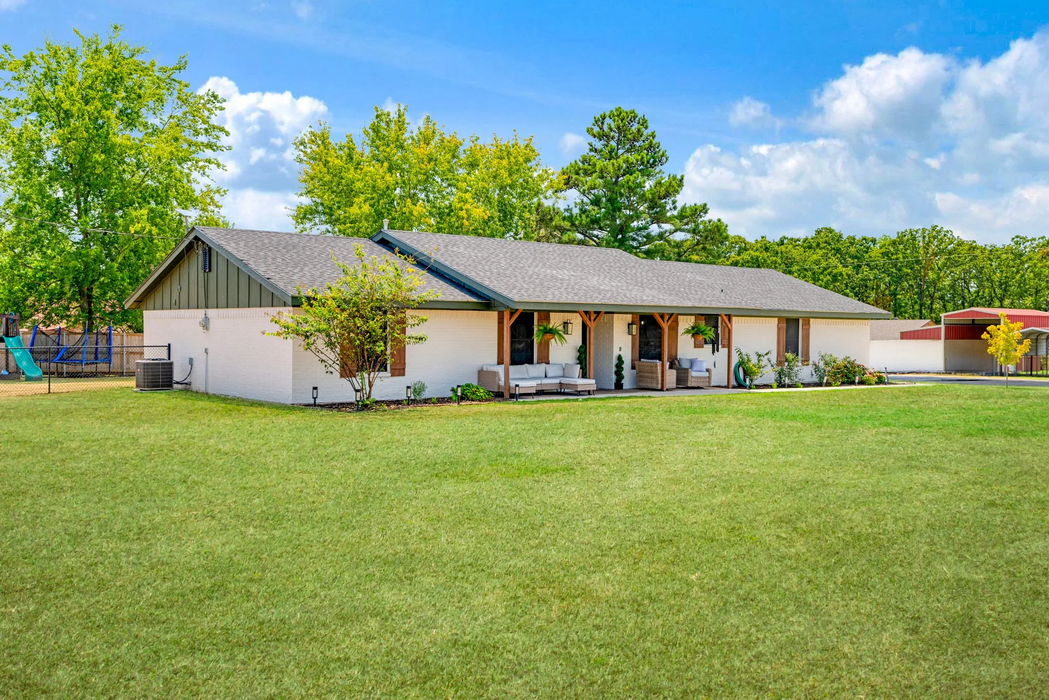 Single Family Residence For Sale in Lamar County , 19 County Road 43040, Powderly, Texas 75473, 3 Bedroom, 2 Bathroom, 2 Garage spaces, 1,736 Sqft, built in 1999, Price $324,900, mls#21362631, Real Estate Agent in Powderly, Homes For Sale in Lamar county, Homes For Sale in Powderly, Realtor in Powderly Texas, Real Estate Brokerage Independent Realty Texas, Luminita Cordes Realtor