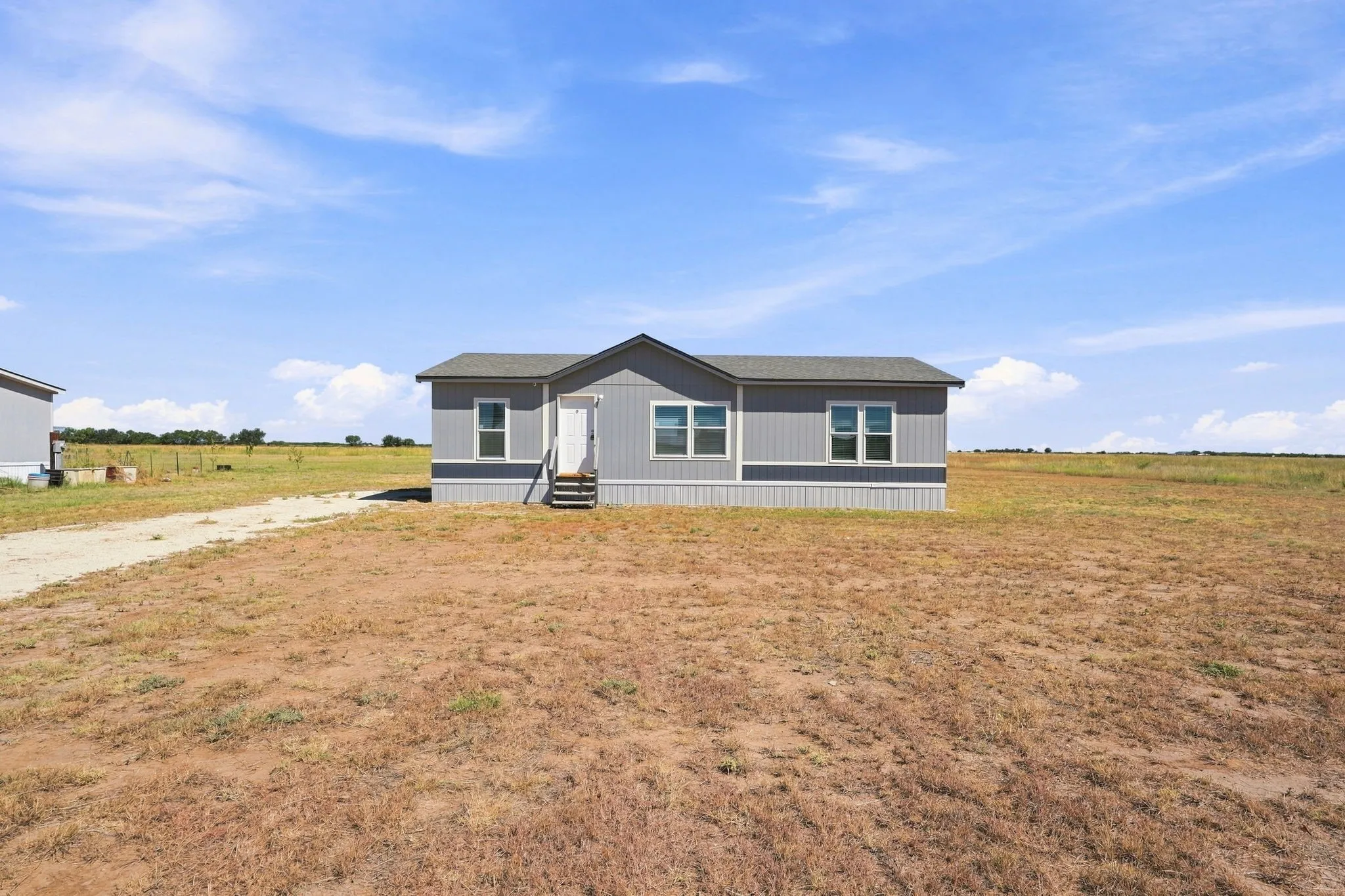 Manufactured Home For Sale in Jones County , 6327 PR 4286, Hawley, Texas 79525, 3 Bedroom, 2 Bathroom, Garage spaces, 1,188 Sqft, built in 2023, mls#21361048, Real Estate Agent in Hawley, Homes For Sale in Jones county, Homes For Sale in Hawley, Realtor in Hawley Texas, Real Estate Brokerage Independent Realty Texas, Luminita Cordes Realtor