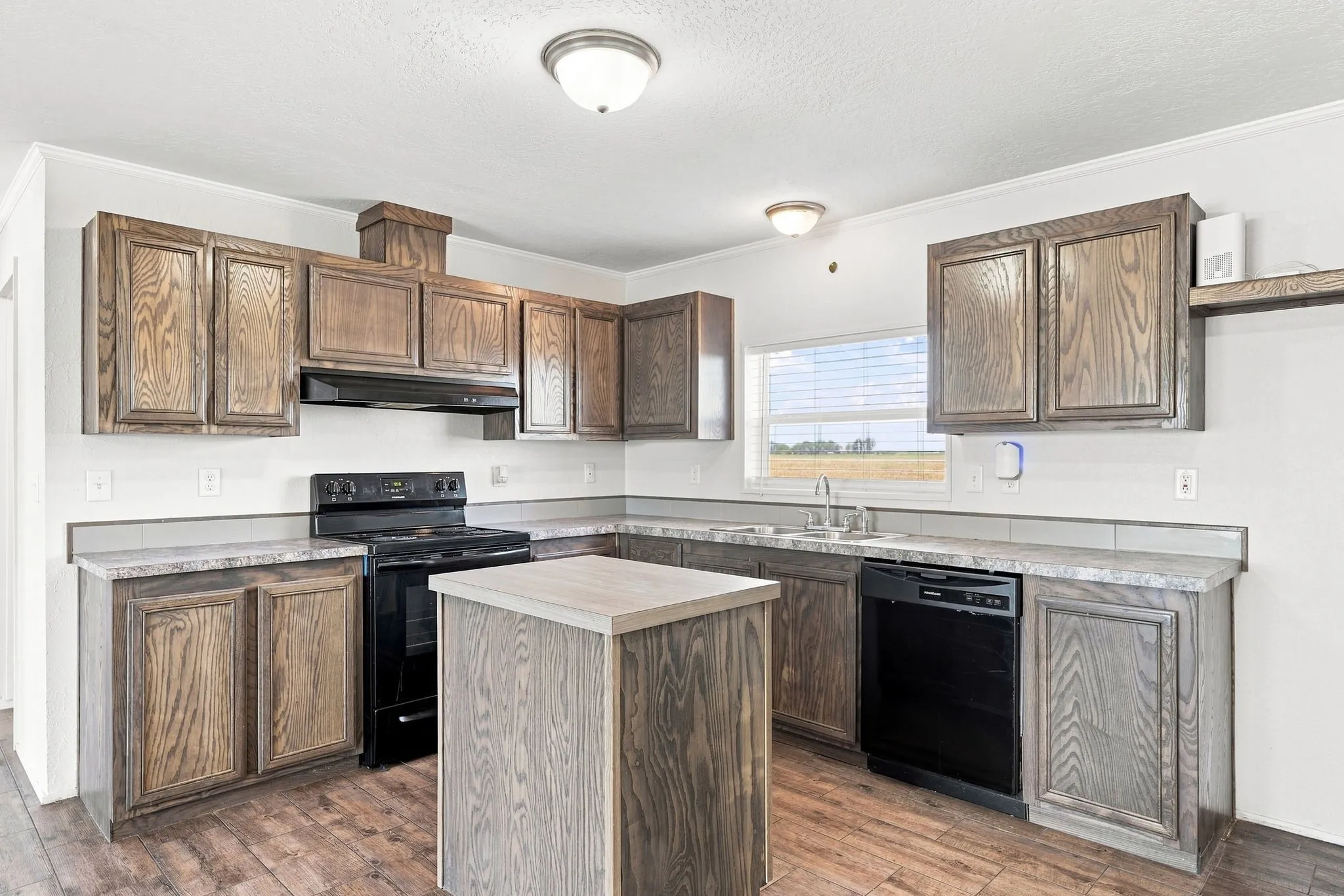 Manufactured Home For Sale in Jones County , 6327 PR 4286, Hawley, Texas 79525, 3 Bedroom, 2 Bathroom, Garage spaces, 1,188 Sqft, built in 2023, mls#21361048, Real Estate Agent in Hawley, Homes For Sale in Jones county, Homes For Sale in Hawley, Realtor in Hawley Texas, Real Estate Brokerage Independent Realty Texas, Luminita Cordes Realtor