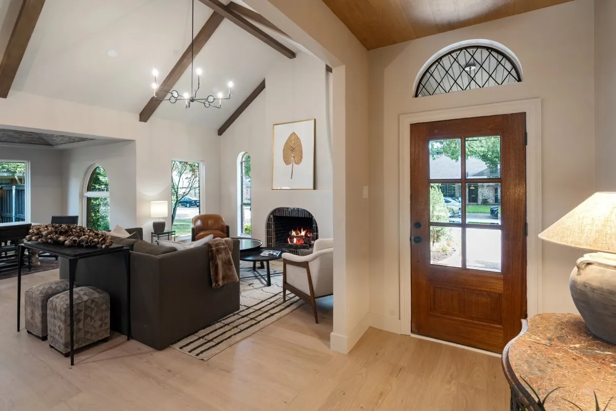 Single Family Residence For Sale in Collin County , 6515 Genstar Lane, Dallas, Texas 75252, 4 Bedroom, 3 Bathroom, 2 Garage spaces, 2,546 Sqft, built in 1983, mls#21362594, Real Estate Agent in Dallas, Homes For Sale in Collin county, Homes For Sale in Dallas, Realtor in Dallas Texas, Real Estate Brokerage Independent Realty Texas, Luminita Cordes Realtor