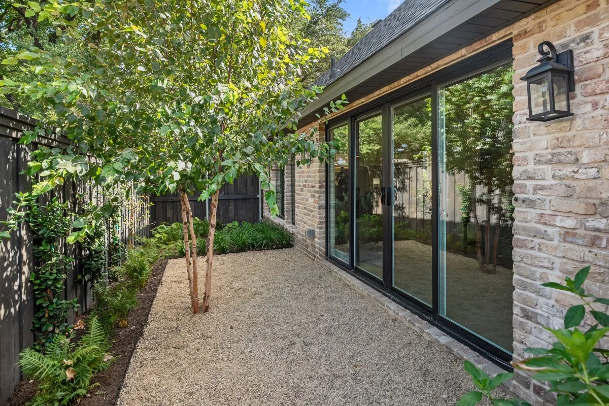 Single Family Residence For Sale in Collin County , 6515 Genstar Lane, Dallas, Texas 75252, 4 Bedroom, 3 Bathroom, 2 Garage spaces, 2,546 Sqft, built in 1983, mls#21362594, Real Estate Agent in Dallas, Homes For Sale in Collin county, Homes For Sale in Dallas, Realtor in Dallas Texas, Real Estate Brokerage Independent Realty Texas, Luminita Cordes Realtor