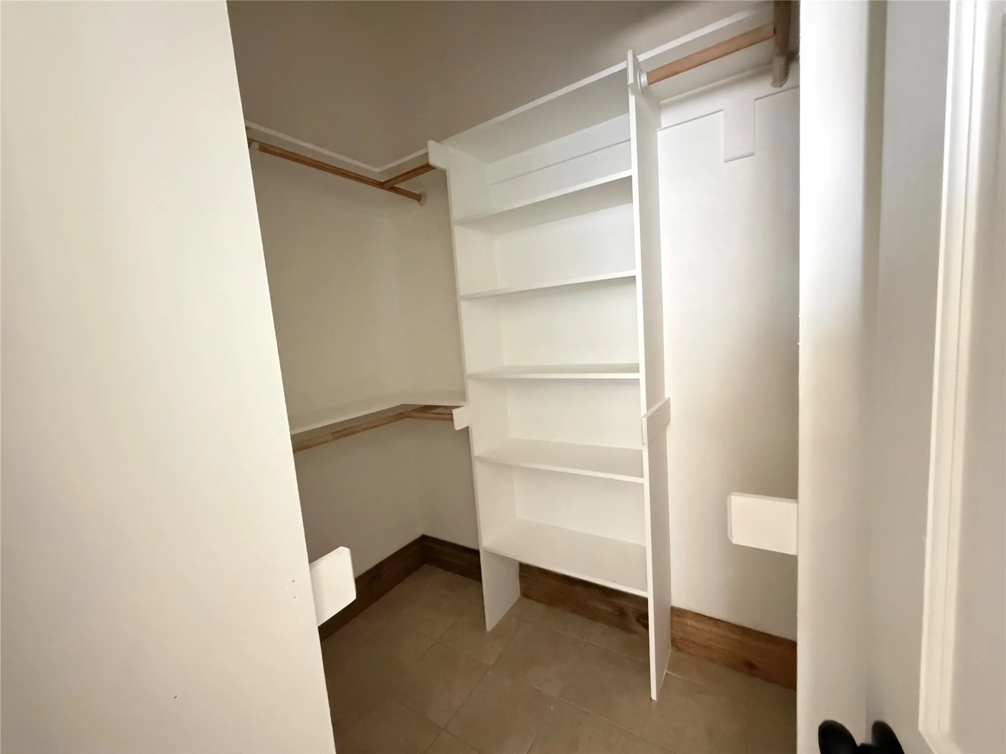 Single Family Residence For Sale in Ellis County , 1015 Curry Road, Waxahachie, Texas 75167, 5 Bedroom, 3 Bathroom, Garage spaces, 5,113 Sqft, built in 2011, mls#21359628, Real Estate Agent in Waxahachie, Homes For Sale in Ellis county, Homes For Sale in Waxahachie, Realtor in Waxahachie Texas, Real Estate Brokerage Independent Realty Texas, Luminita Cordes Realtor