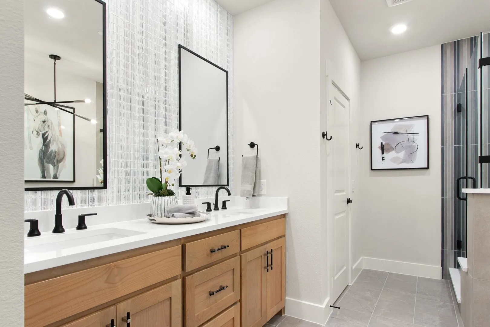 Townhouse For Sale in Collin County , 2033 Hillard Mews, Celina, Texas 75009, 3 Bedroom, 3 Bathroom, 2 Garage spaces, 1,888 Sqft, built in 2026, mls#21362714, Real Estate Agent in Celina, Homes For Sale in Collin county, Homes For Sale in Celina, Realtor in Celina Texas, Real Estate Brokerage Independent Realty Texas, Luminita Cordes Realtor