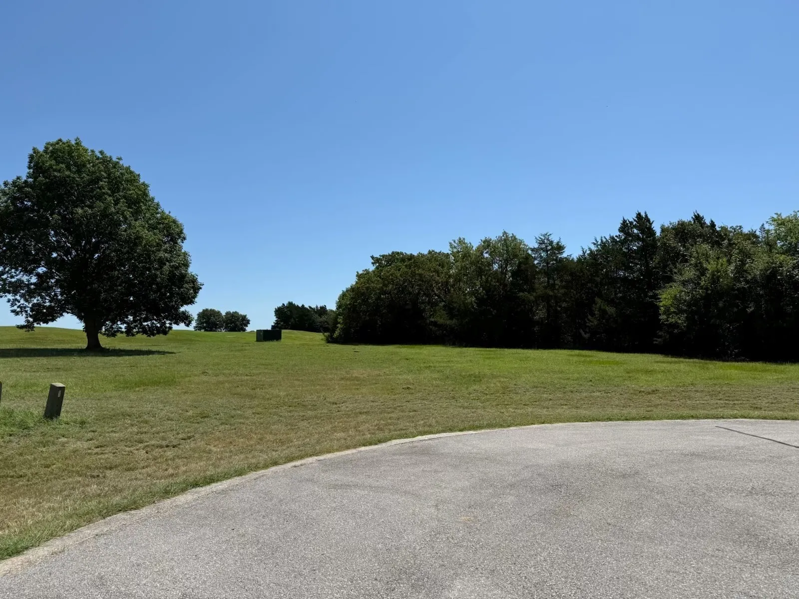Unimproved Land For Sale in Grayson County , 44 Dublin Court, Gordonville, Texas 76245, 0, 0, Garage spaces, 0 Sqft, built in 0, Price $39,500, mls#21362718, Real Estate Agent in Gordonville, Homes For Sale in Grayson county, Homes For Sale in Gordonville, Realtor in Gordonville Texas, Real Estate Brokerage Independent Realty Texas, Luminita Cordes Realtor