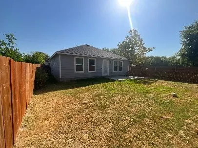 Single Family Residence For Rent in Kaufman County , 504 Thomas Street, Terrell, Texas 75160, 3 Bedroom, 2 Bathroom, 1 Garage spaces, 1,622 Sqft, built in 2022, mls#21358950, Real Estate Agent in Terrell, Homes For Rent in Kaufman county, Homes For Rent in Terrell, Realtor in Terrell Texas, Real Estate Brokerage Independent Realty Texas, Luminita Cordes Realtor