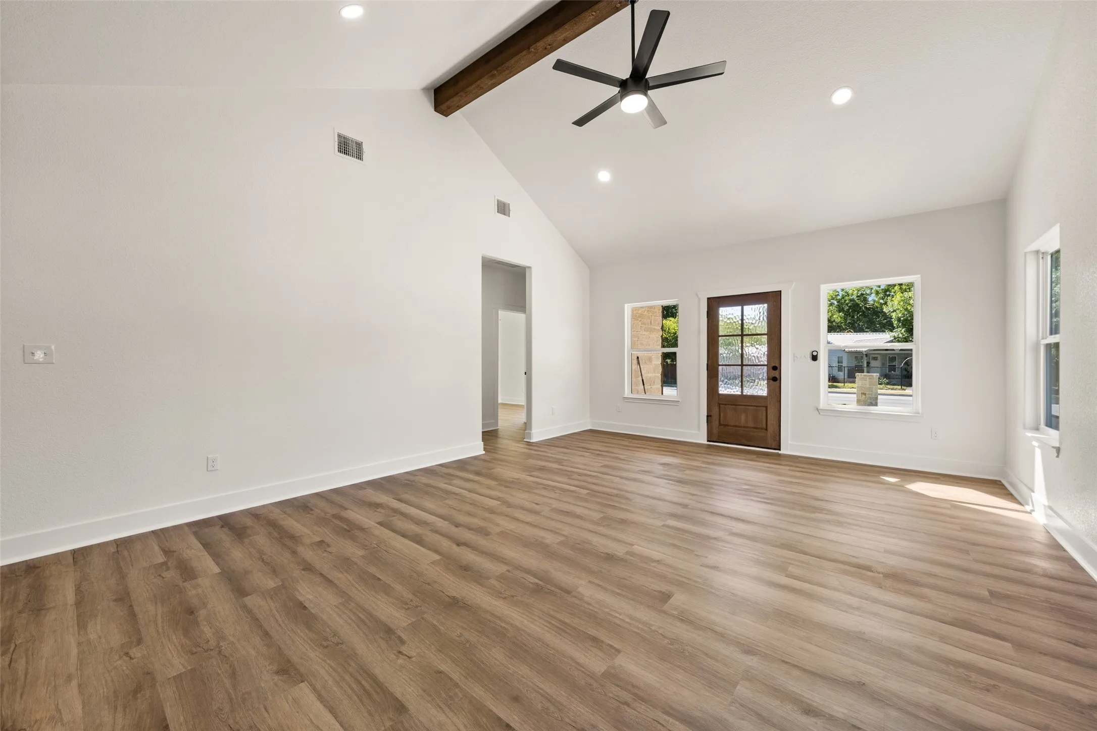 Single Family Residence For Sale in Mc Lennan County , 3317 Bagby Avenue, Waco, Texas 76711, 3 Bedroom, 3 Bathroom, Garage spaces, 1,600 Sqft, built in 2026, mls#21361391, Real Estate Agent in Waco, Homes For Sale in Mc Lennan county, Homes For Sale in Waco, Realtor in Waco Texas, Real Estate Brokerage Independent Realty Texas, Luminita Cordes Realtor