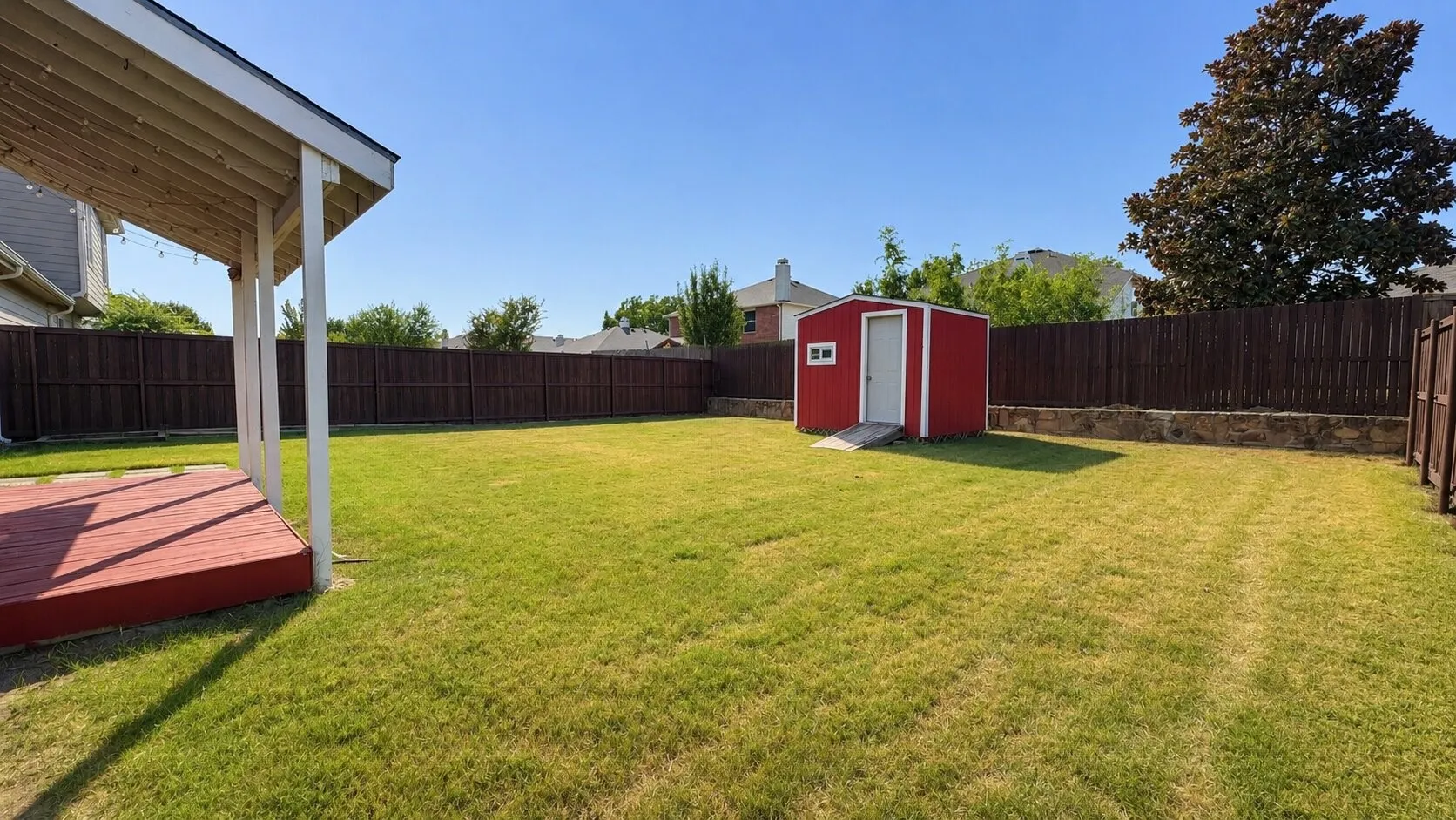 Single Family Residence For Sale in Collin County , 908 Greene Way, Wylie, Texas 75098, 3 Bedroom, 2 Bathroom, 2 Garage spaces, 1,221 Sqft, built in 2003, mls#21361565, Real Estate Agent in Wylie, Homes For Sale in Collin county, Homes For Sale in Wylie, Realtor in Wylie Texas, Real Estate Brokerage Independent Realty Texas, Luminita Cordes Realtor