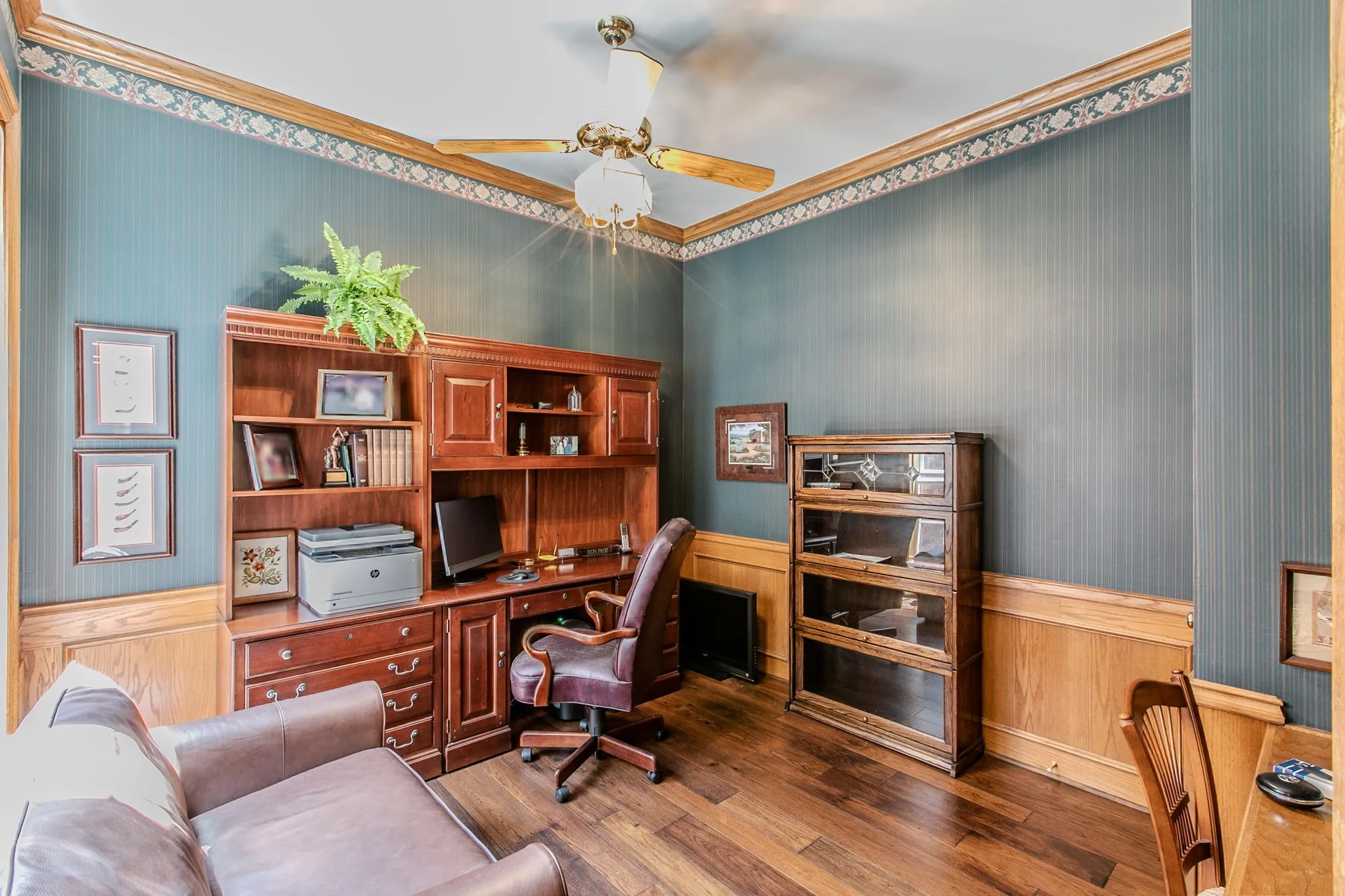 Single Family Residence For Sale in Dallas County , 757 Village Green Drive, De Soto, Texas 75115, 4 Bedroom, 4 Bathroom, 2 Garage spaces, 3,832 Sqft, built in 1992, mls#21361485, Real Estate Agent in De Soto, Homes For Sale in Dallas county, Homes For Sale in De Soto, Realtor in De Soto Texas, Real Estate Brokerage Independent Realty Texas, Luminita Cordes Realtor