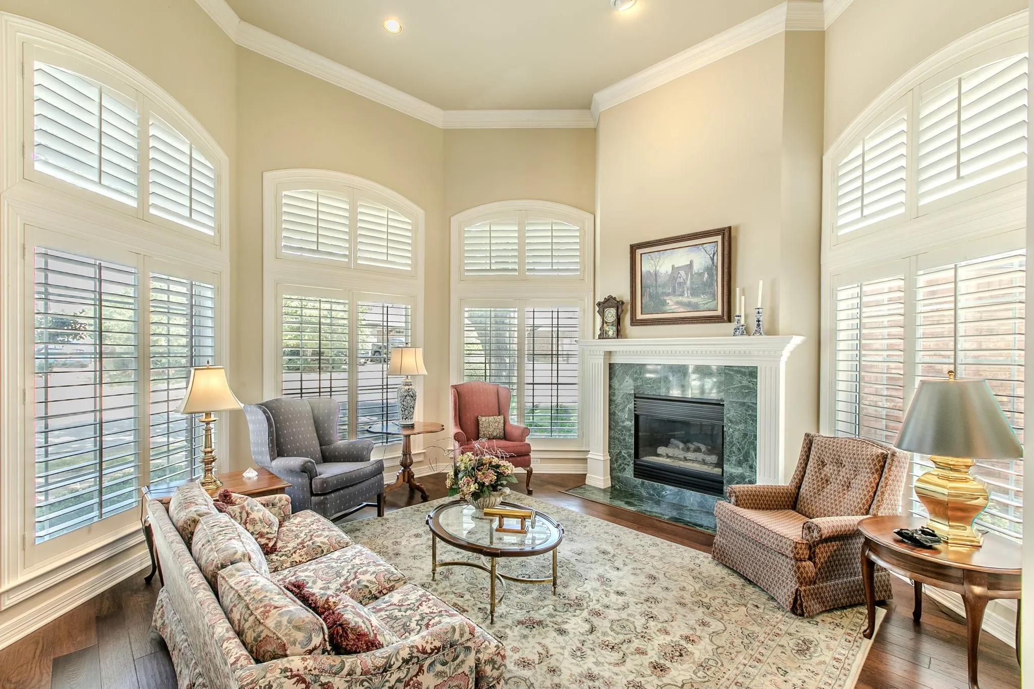 Single Family Residence For Sale in Dallas County , 757 Village Green Drive, De Soto, Texas 75115, 4 Bedroom, 4 Bathroom, 2 Garage spaces, 3,832 Sqft, built in 1992, mls#21361485, Real Estate Agent in De Soto, Homes For Sale in Dallas county, Homes For Sale in De Soto, Realtor in De Soto Texas, Real Estate Brokerage Independent Realty Texas, Luminita Cordes Realtor