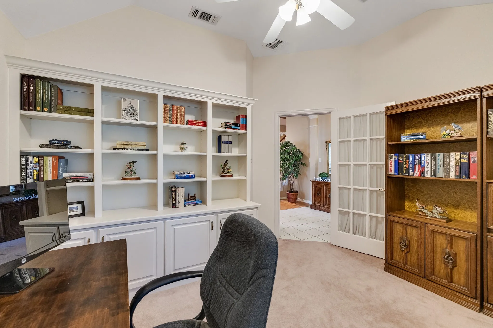 Single Family Residence For Sale in Denton County , 1602 Oak Ridge Drive, Corinth, Texas 76210, 4 Bedroom, 3 Bathroom, 3 Garage spaces, 2,975 Sqft, built in 1996, mls#21362649, Real Estate Agent in Corinth, Homes For Sale in Denton county, Homes For Sale in Corinth, Realtor in Corinth Texas, Real Estate Brokerage Independent Realty Texas, Luminita Cordes Realtor