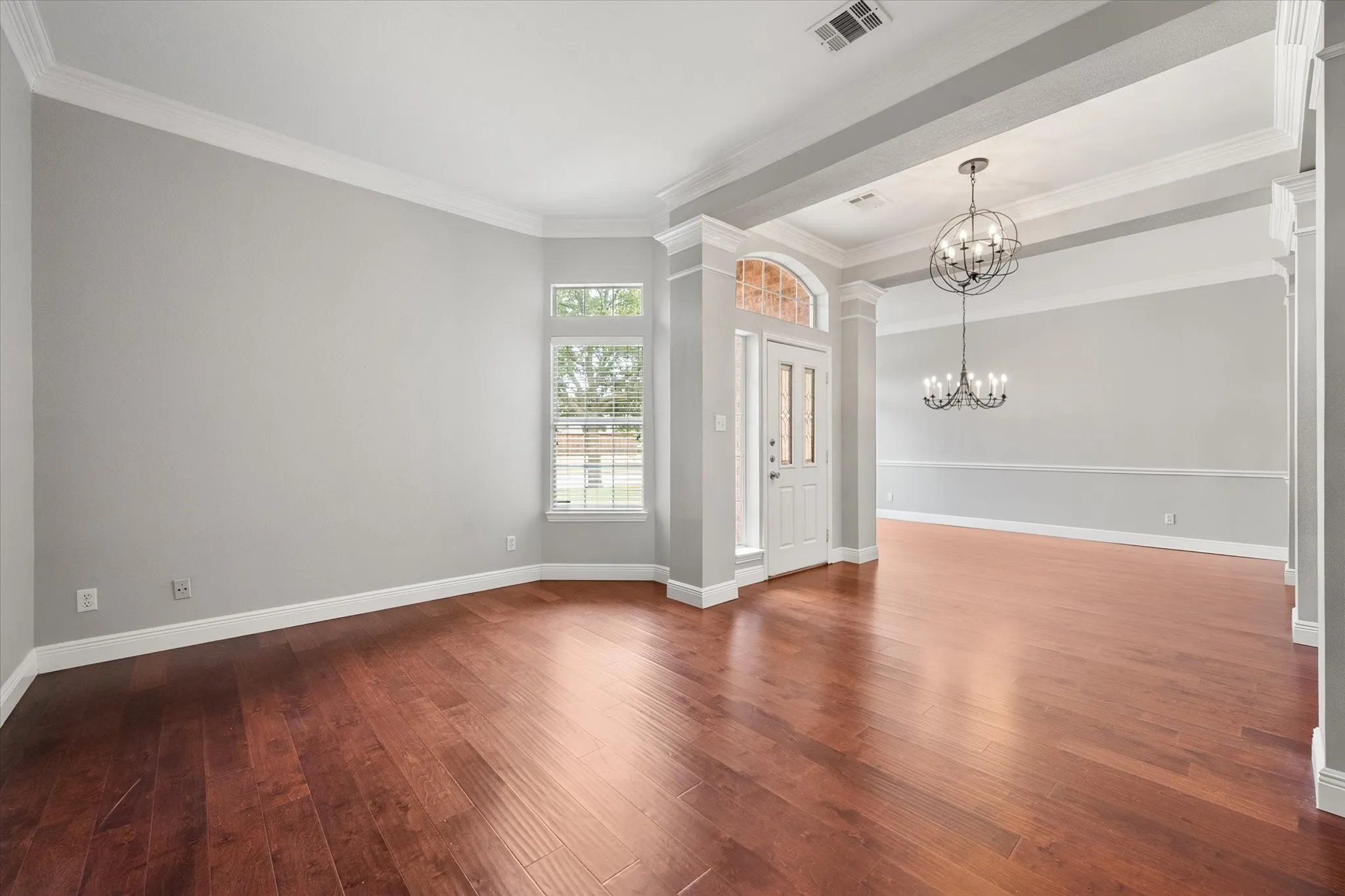 Single Family Residence For Sale in Tarrant County , 1815 Lakes Edge Boulevard, Mansfield, Texas 76063, 4 Bedroom, 3 Bathroom, 3 Garage spaces, 3,449 Sqft, built in 1999, mls#21336174, Real Estate Agent in Mansfield, Homes For Sale in Tarrant county, Homes For Sale in Mansfield, Realtor in Mansfield Texas, Real Estate Brokerage Independent Realty Texas, Luminita Cordes Realtor