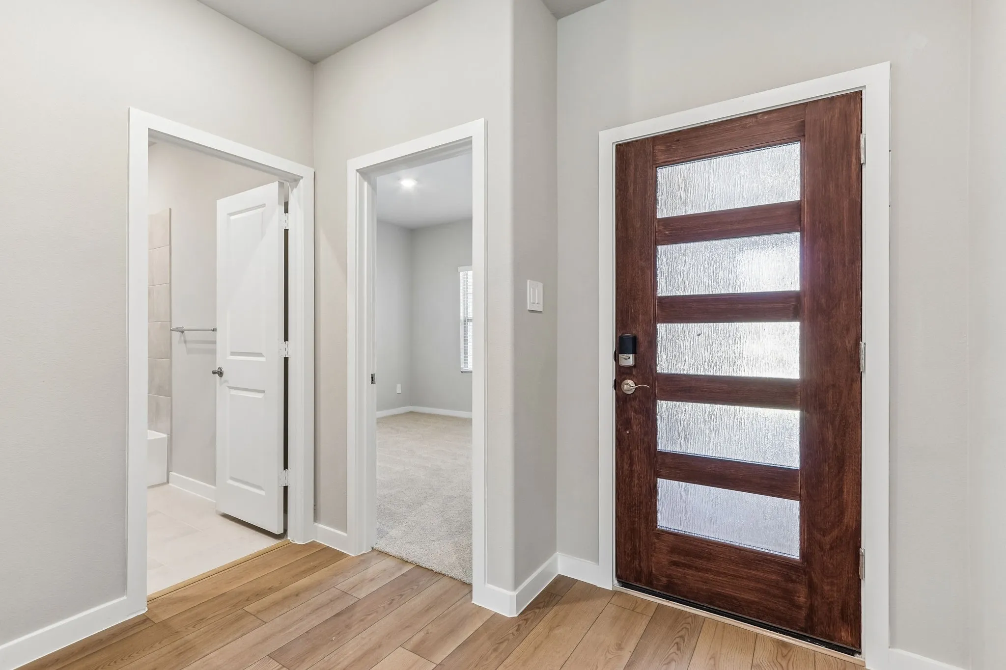  Photo is not of the actual home, but is an inspirational photo of builder’s model home and may depict options, furnishings, and/or decorator features that are not included.
