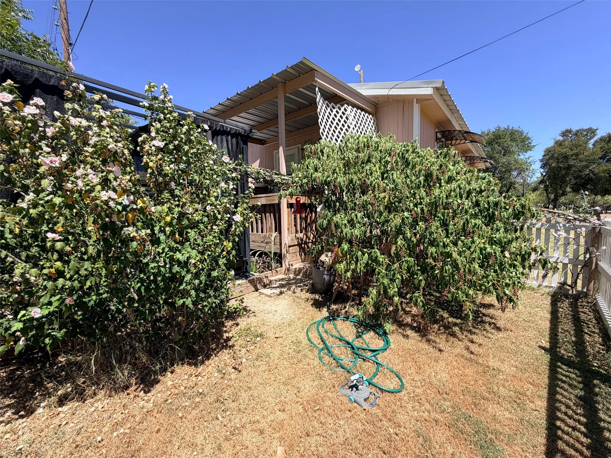 Single Family Residence For Sale in Comanche County , 230 Treasure Beach, Comanche, Texas 76442, 1 Bedroom, 1 Bathroom, Garage spaces, 816 Sqft, built in 2019, mls#21362678, Real Estate Agent in Comanche, Homes For Sale in Comanche county, Homes For Sale in Comanche, Realtor in Comanche Texas, Real Estate Brokerage Independent Realty Texas, Luminita Cordes Realtor