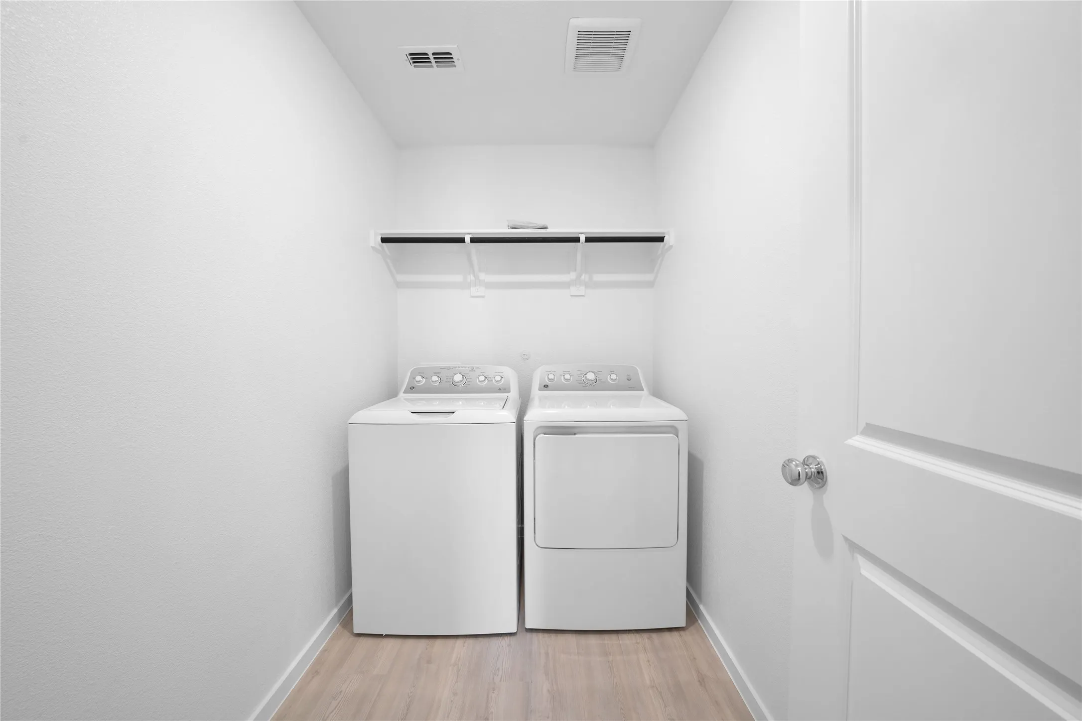 Single Family Residence For Rent in Denton County , 11025 Triple Crown Court, Providence Village, Texas 76227, 4 Bedroom, 2 Bathroom, 2 Garage spaces, 1,796 Sqft, built in 2024, mls#21360263, Real Estate Agent in Providence Village, Homes For Rent in Denton county, Homes For Rent in Providence Village, Realtor in Providence Village Texas, Real Estate Brokerage Independent Realty Texas, Luminita Cordes Realtor