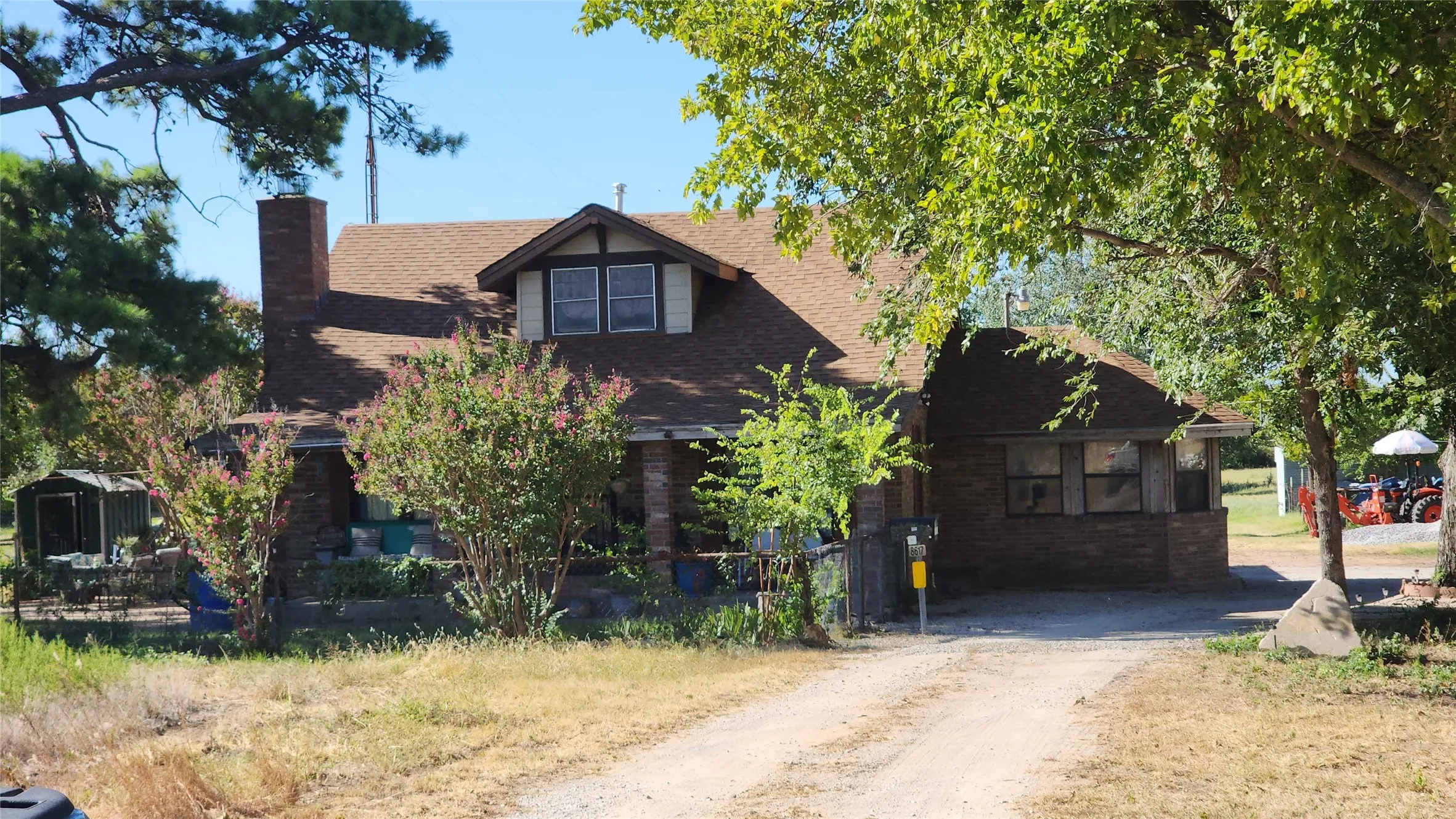 Single Family Residence For Sale in Eastland County , 8617 Interstate 20, Eastland, Texas 76448, 3 Bedroom, 2 Bathroom, Garage spaces, 1,533 Sqft, built in 1985, mls#21362766, Real Estate Agent in Eastland, Homes For Sale in Eastland county, Homes For Sale in Eastland, Realtor in Eastland Texas, Real Estate Brokerage Independent Realty Texas, Luminita Cordes Realtor