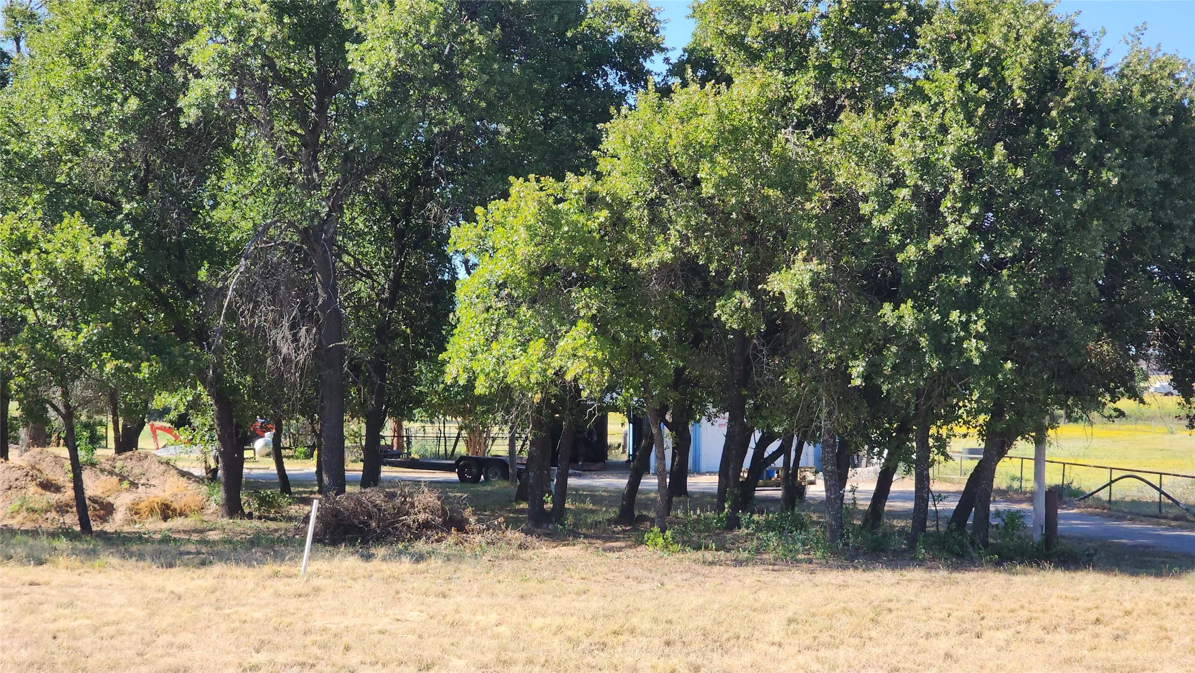 Single Family Residence For Sale in Eastland County , 8617 Interstate 20, Eastland, Texas 76448, 3 Bedroom, 2 Bathroom, Garage spaces, 1,533 Sqft, built in 1985, mls#21362766, Real Estate Agent in Eastland, Homes For Sale in Eastland county, Homes For Sale in Eastland, Realtor in Eastland Texas, Real Estate Brokerage Independent Realty Texas, Luminita Cordes Realtor