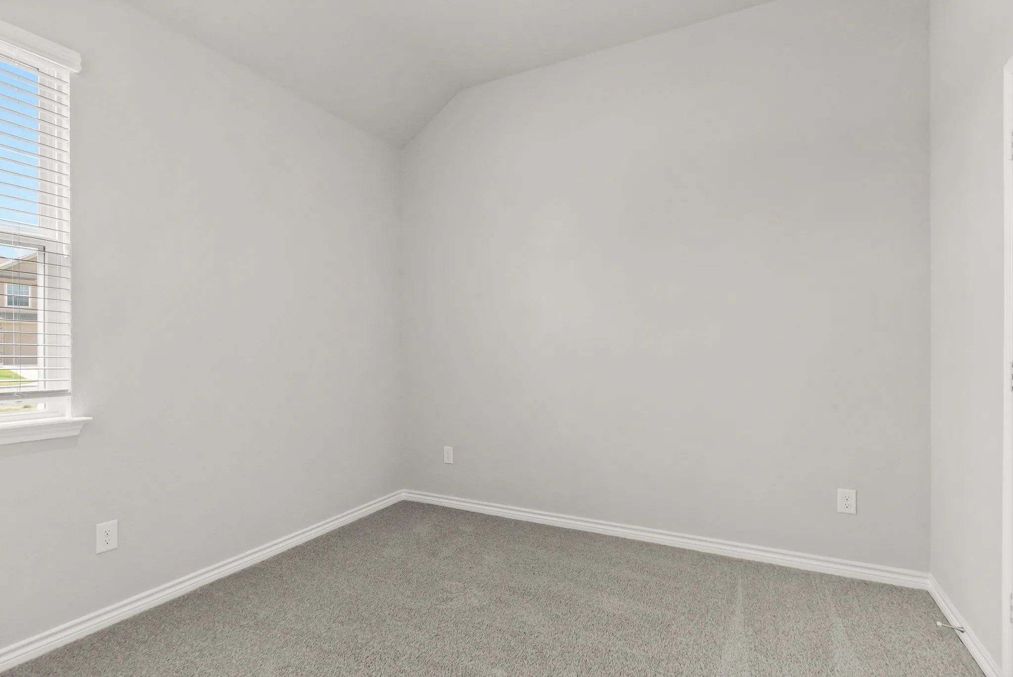 Single Family Residence For Sale in Tarrant County , 10656 Stag Lane, Fort Worth, Texas 76036, 3 Bedroom, 2 Bathroom, 2 Garage spaces, 1,516 Sqft, built in 2026, mls#21362772, Real Estate Agent in Fort Worth, Homes For Sale in Tarrant county, Homes For Sale in Fort Worth, Realtor in Fort Worth Texas, Real Estate Brokerage Independent Realty Texas, Luminita Cordes Realtor