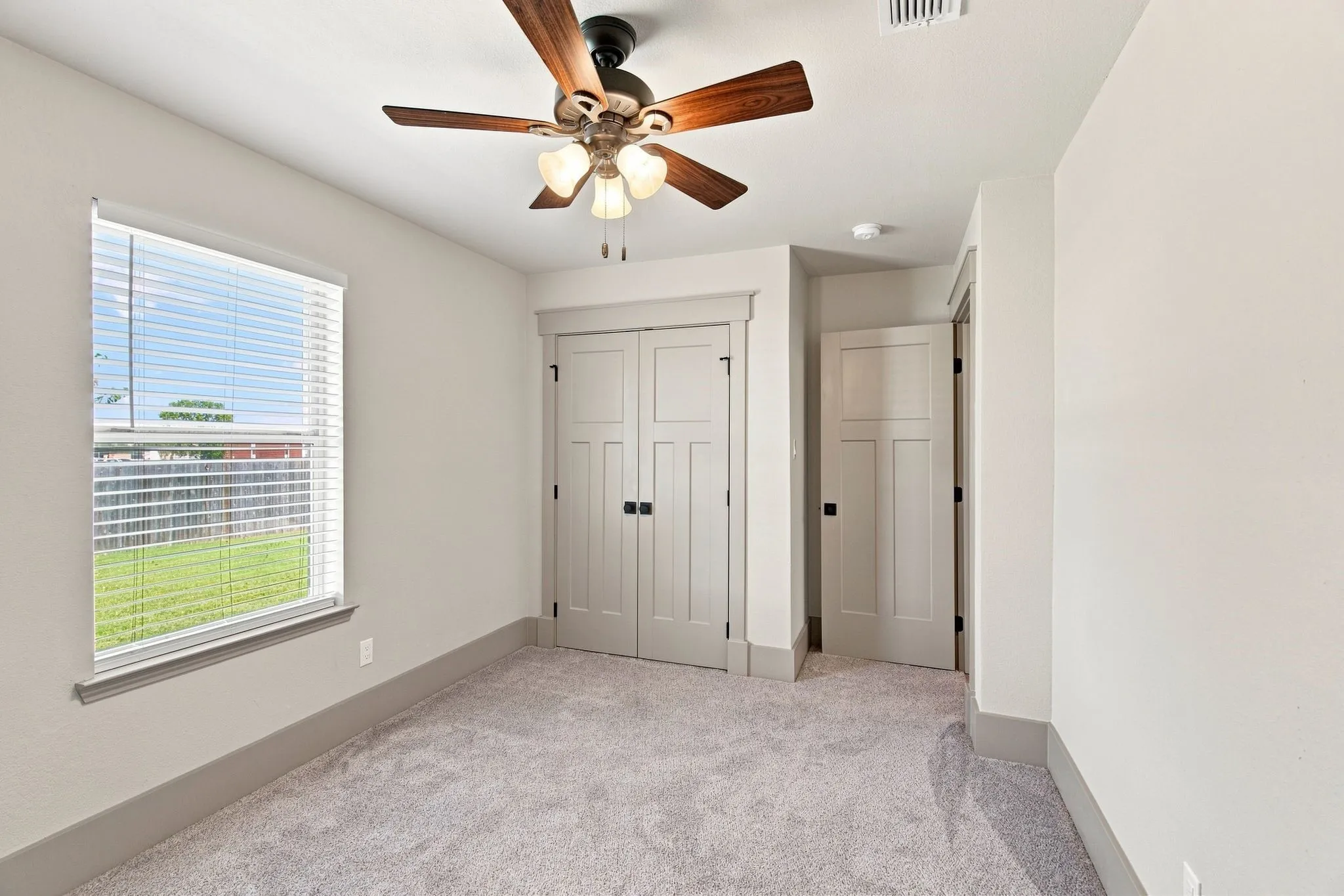Single Family Residence For Sale in Tarrant County , 2063 Palomino Trail, Keller, Texas 76248, 3 Bedroom, 2 Bathroom, 2 Garage spaces, 1,191 Sqft, built in 1991, mls#21361392, Real Estate Agent in Keller, Homes For Sale in Tarrant county, Homes For Sale in Keller, Realtor in Keller Texas, Real Estate Brokerage Independent Realty Texas, Luminita Cordes Realtor