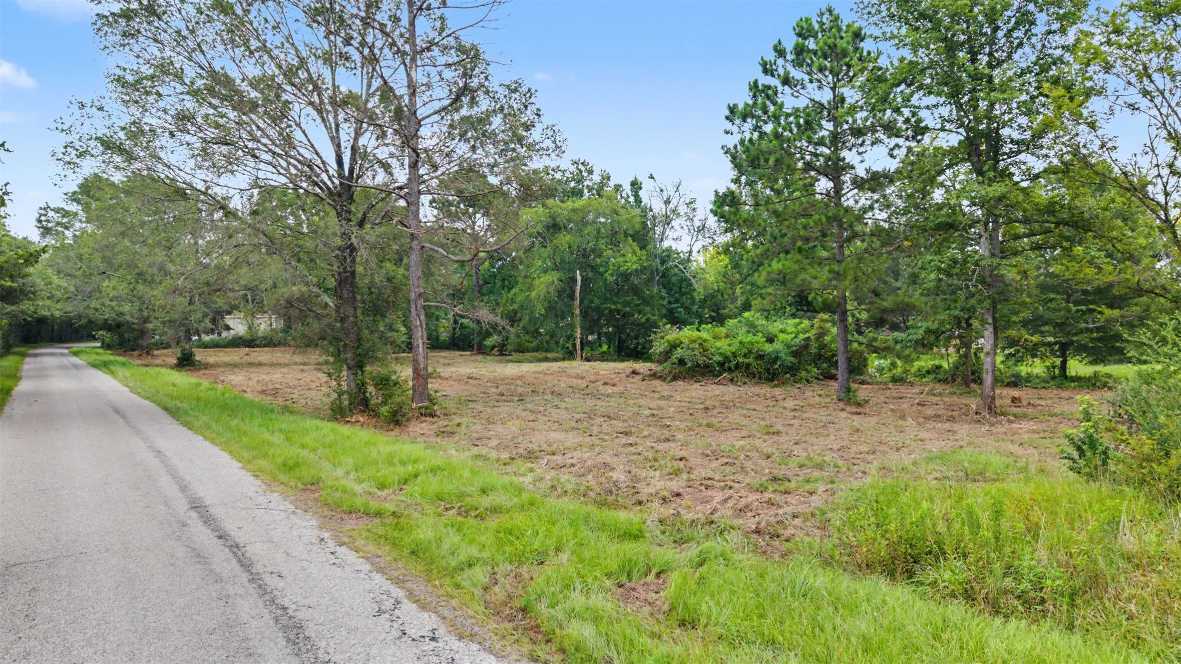 Unimproved Land For Sale in Morris County , TBD Hazelwood Dr, Naples, Texas 75568, 0, 0, Garage spaces, 0 Sqft, built in 0, Price $35,000, mls#21362775, Real Estate Agent in Naples, Homes For Sale in Morris county, Homes For Sale in Naples, Realtor in Naples Texas, Real Estate Brokerage Independent Realty Texas, Luminita Cordes Realtor