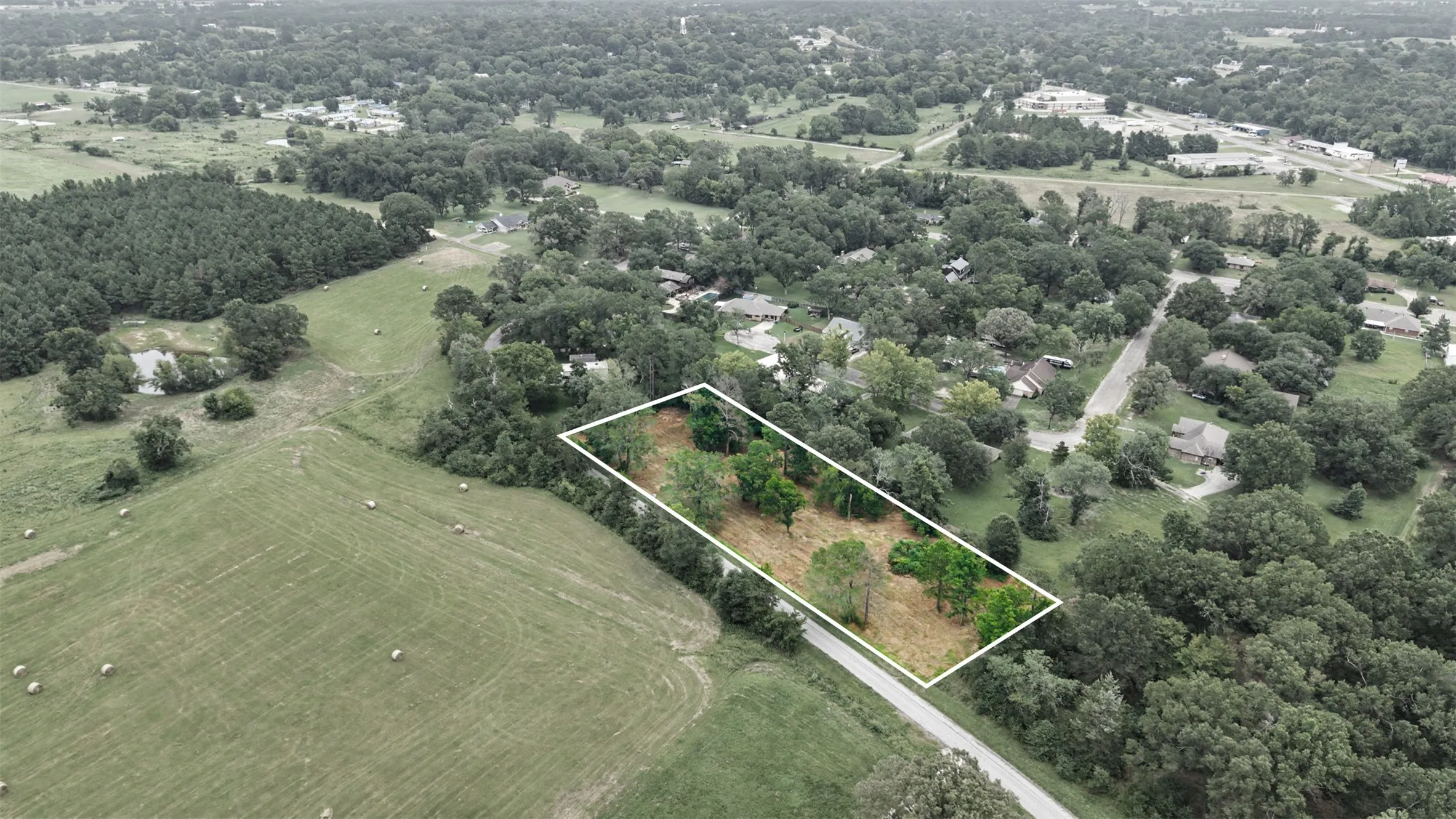 Unimproved Land For Sale in Morris County , TBD Hazelwood Dr, Naples, Texas 75568, 0, 0, Garage spaces, 0 Sqft, built in 0, Price $35,000, mls#21362775, Real Estate Agent in Naples, Homes For Sale in Morris county, Homes For Sale in Naples, Realtor in Naples Texas, Real Estate Brokerage Independent Realty Texas, Luminita Cordes Realtor
