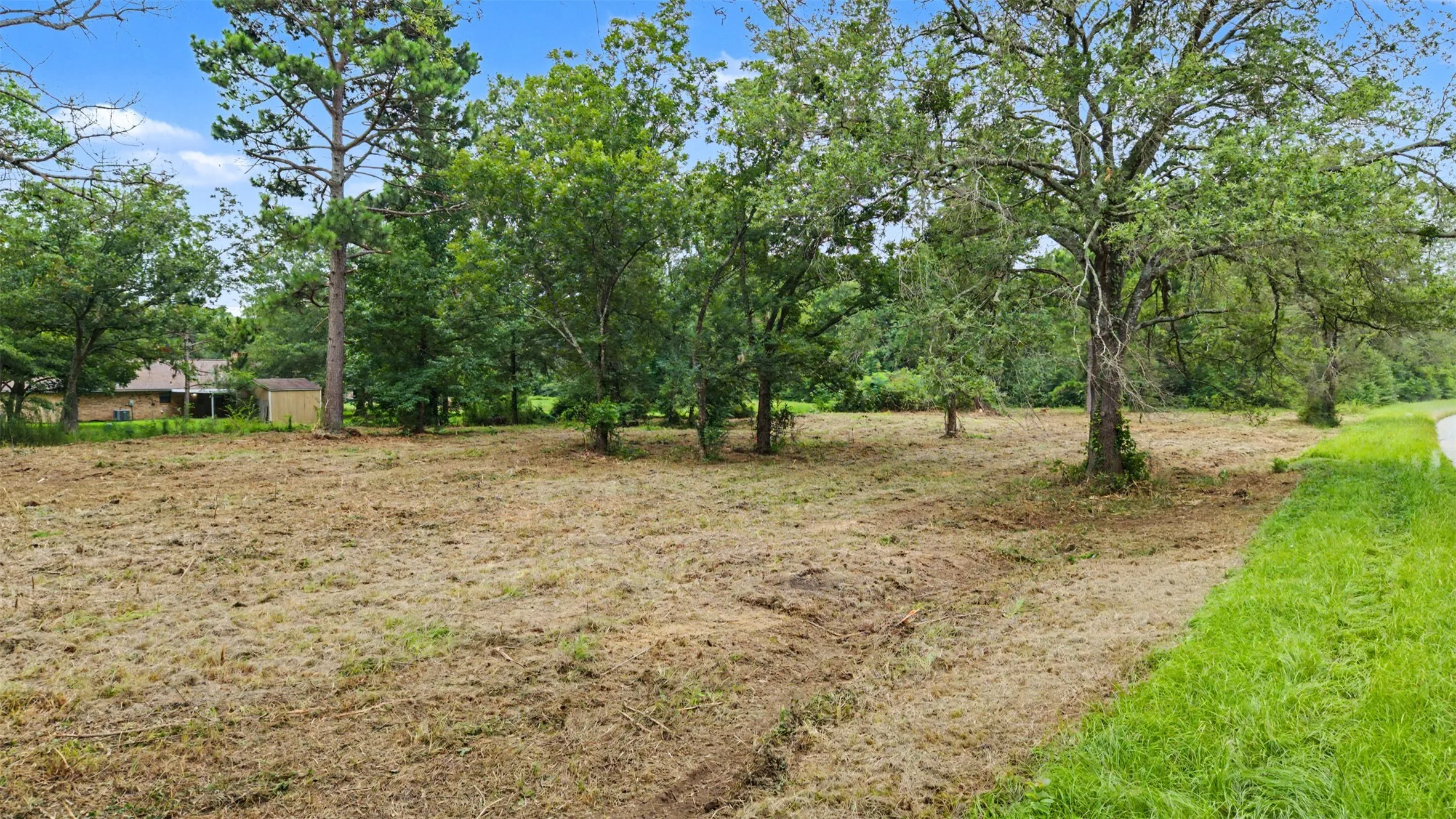 Unimproved Land For Sale in Morris County , TBD Hazelwood Dr, Naples, Texas 75568, 0, 0, Garage spaces, 0 Sqft, built in 0, Price $35,000, mls#21362775, Real Estate Agent in Naples, Homes For Sale in Morris county, Homes For Sale in Naples, Realtor in Naples Texas, Real Estate Brokerage Independent Realty Texas, Luminita Cordes Realtor