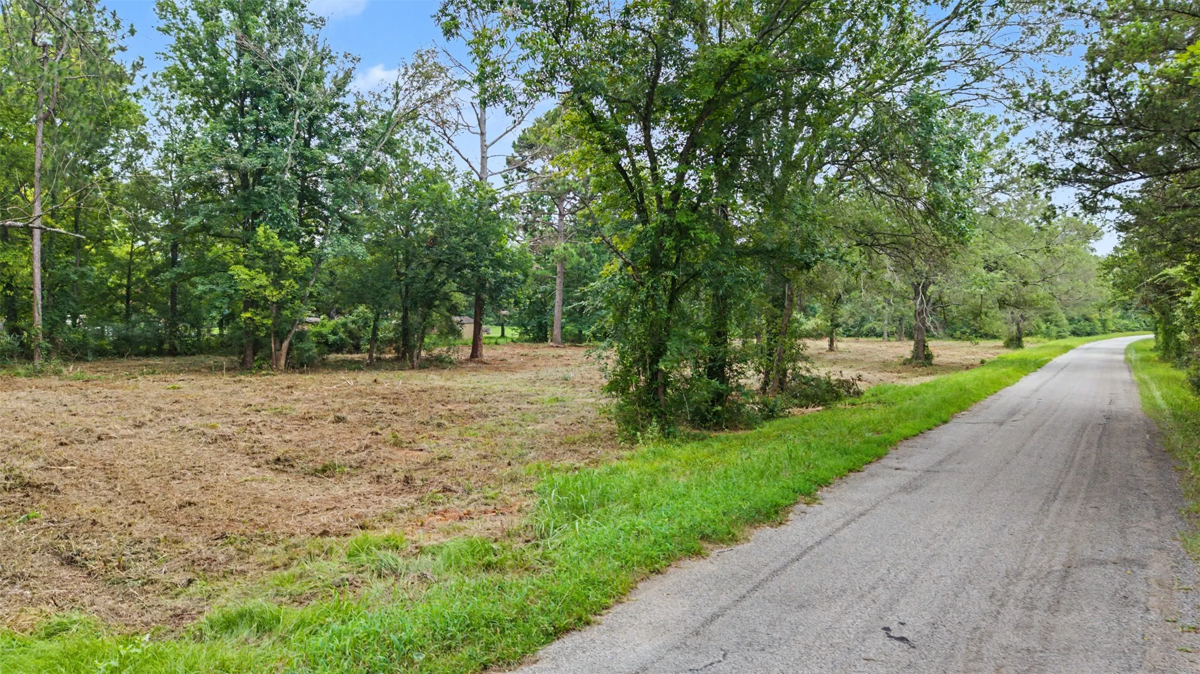 Unimproved Land For Sale in Morris County , TBD Hazelwood Dr, Naples, Texas 75568, 0, 0, Garage spaces, 0 Sqft, built in 0, Price $35,000, mls#21362775, Real Estate Agent in Naples, Homes For Sale in Morris county, Homes For Sale in Naples, Realtor in Naples Texas, Real Estate Brokerage Independent Realty Texas, Luminita Cordes Realtor