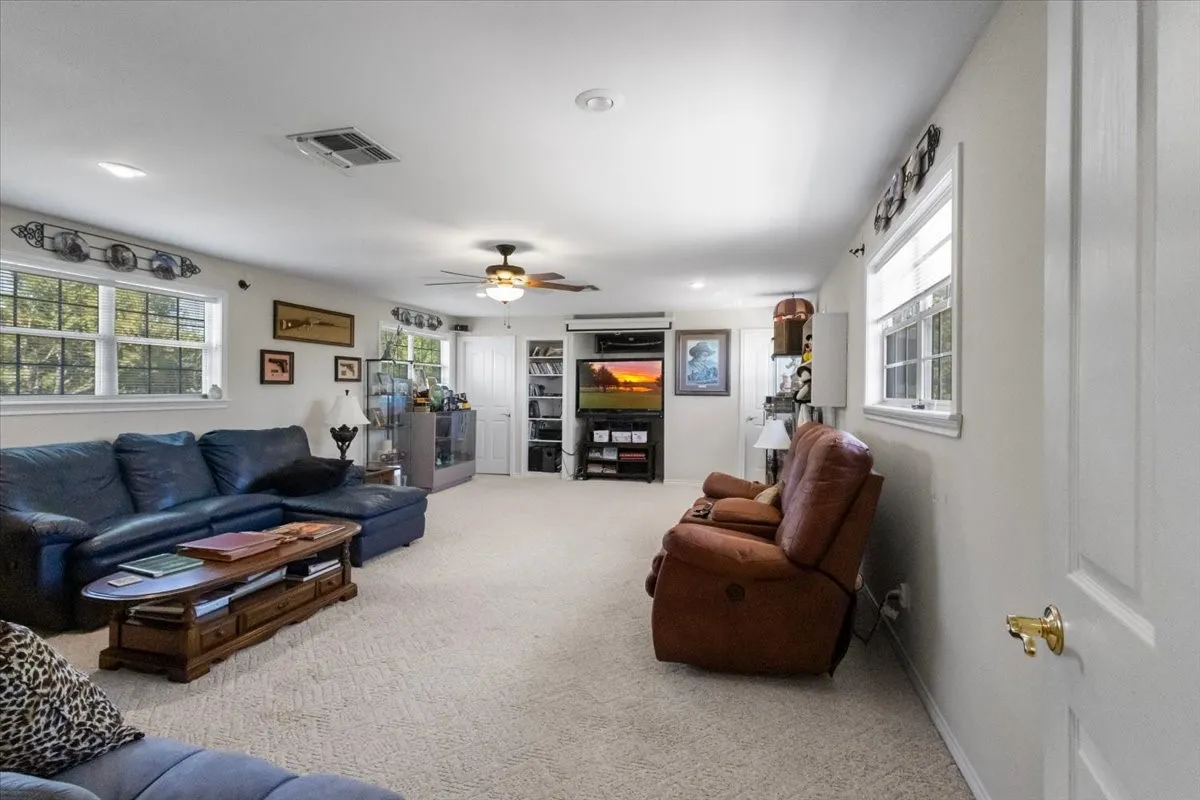 Farm For Sale in Cherokee County , 2096 County Road 3432, Bullard, Texas 75757, 3 Bedroom, 3 Bathroom, 3 Garage spaces, 4,100 Sqft, built in 1998, Price $949,500, mls#21362780, Real Estate Agent in Bullard, Homes For Sale in Cherokee county, Homes For Sale in Bullard, Realtor in Bullard Texas, Real Estate Brokerage Independent Realty Texas, Luminita Cordes Realtor