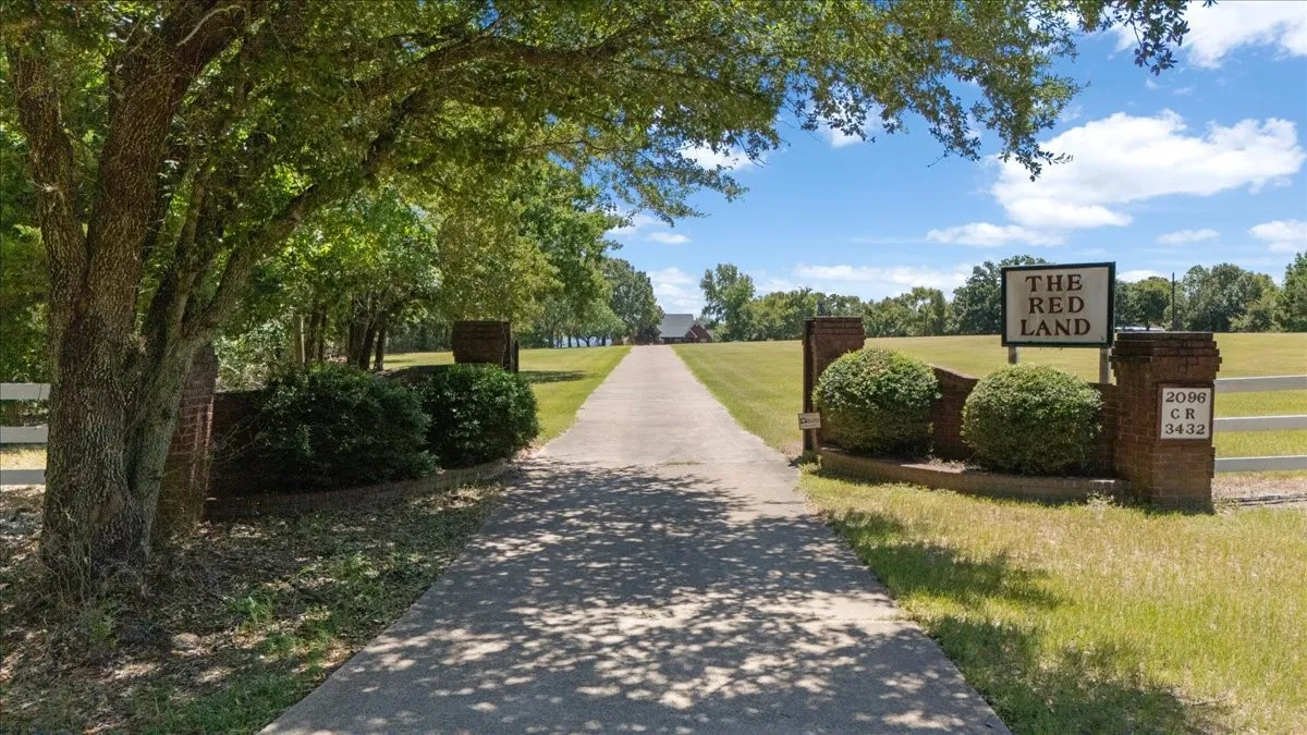Farm For Sale in Cherokee County , 2096 County Road 3432, Bullard, Texas 75757, 3 Bedroom, 3 Bathroom, 3 Garage spaces, 4,100 Sqft, built in 1998, Price $949,500, mls#21362780, Real Estate Agent in Bullard, Homes For Sale in Cherokee county, Homes For Sale in Bullard, Realtor in Bullard Texas, Real Estate Brokerage Independent Realty Texas, Luminita Cordes Realtor