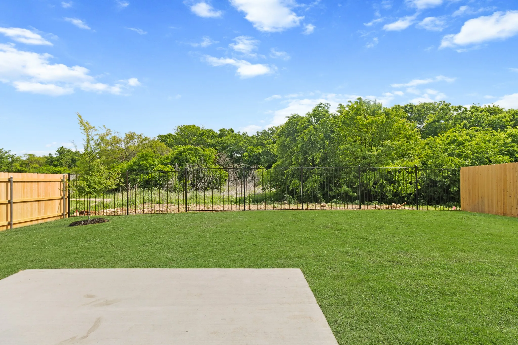 Single Family Residence For Sale in Tarrant County , 10633 Stag Lane, Fort Worth, Texas 76036, 4 Bedroom, 3 Bathroom, 2 Garage spaces, 2,628 Sqft, built in 2026, mls#21362781, Real Estate Agent in Fort Worth, Homes For Sale in Tarrant county, Homes For Sale in Fort Worth, Realtor in Fort Worth Texas, Real Estate Brokerage Independent Realty Texas, Luminita Cordes Realtor