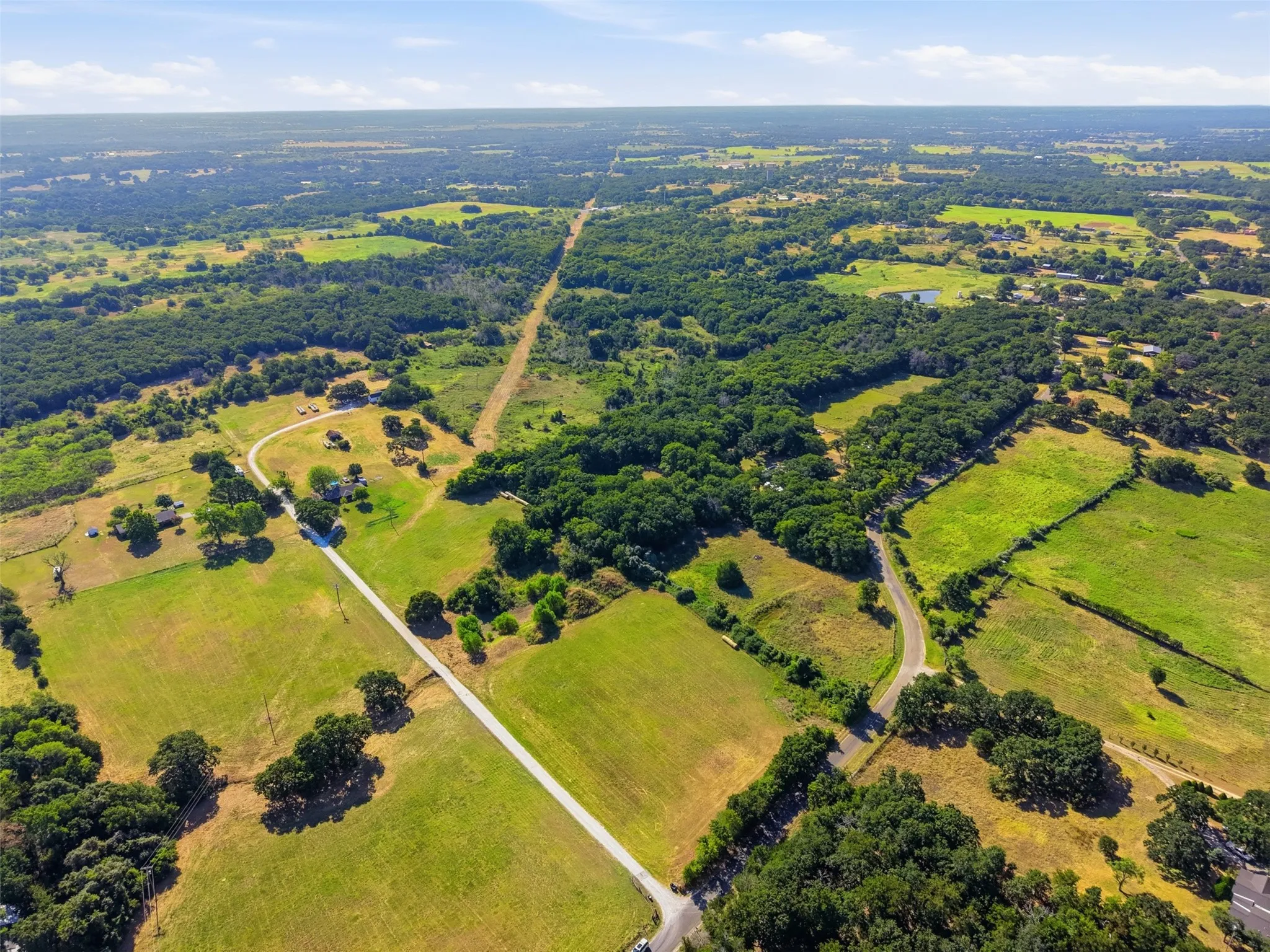 Single Family Residence For Sale in Johnson County , 1141 County Road 426, Cleburne, Texas 76031, 3 Bedroom, 2 Bathroom, 2 Garage spaces, 1,409 Sqft, built in 1972, Price $949,000, mls#21362786, Real Estate Agent in Cleburne, Homes For Sale in Johnson county, Homes For Sale in Cleburne, Realtor in Cleburne Texas, Real Estate Brokerage Independent Realty Texas, Luminita Cordes Realtor