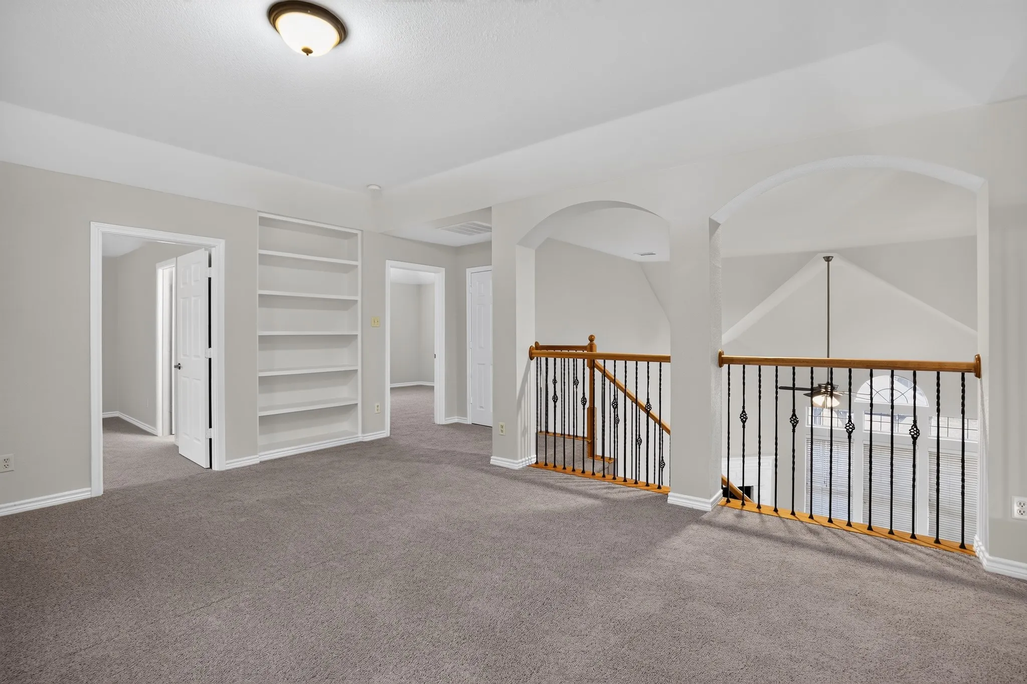 Single Family Residence For Sale in Tarrant County , 7405 Sweet Meadows Drive, Fort Worth, Texas 76123, 5 Bedroom, 4 Bathroom, 2 Garage spaces, 3,506 Sqft, built in 2001, mls#21362740, Real Estate Agent in Fort Worth, Homes For Sale in Tarrant county, Homes For Sale in Fort Worth, Realtor in Fort Worth Texas, Real Estate Brokerage Independent Realty Texas, Luminita Cordes Realtor