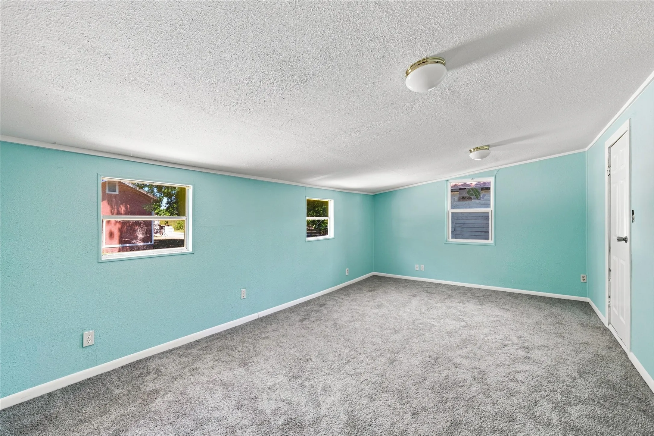 Single Family Residence For Sale in Mc Lennan County , 1818 WILLIS Lane, Bellmead, Texas 76704, 2 Bedroom, 2 Bathroom, Garage spaces, 1,200 Sqft, built in 1983, Price $160,000, mls#21362746, Real Estate Agent in Bellmead, Homes For Sale in Mc Lennan county, Homes For Sale in Bellmead, Realtor in Bellmead Texas, Real Estate Brokerage Independent Realty Texas, Luminita Cordes Realtor