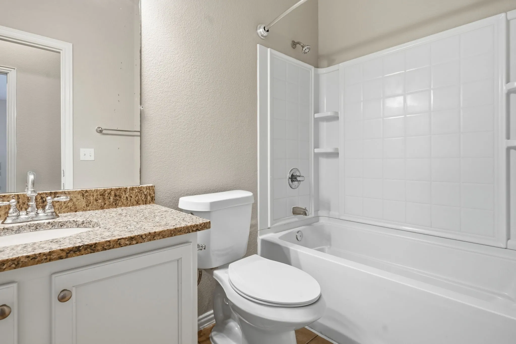 Single Family Residence For Sale in Tarrant County , 636 Brooks Street, Crowley, Texas 76036, 4 Bedroom, 2 Bathroom, 2 Garage spaces, 2,048 Sqft, built in 2006, mls#21359786, Real Estate Agent in Crowley, Homes For Sale in Tarrant county, Homes For Sale in Crowley, Realtor in Crowley Texas, Real Estate Brokerage Independent Realty Texas, Luminita Cordes Realtor